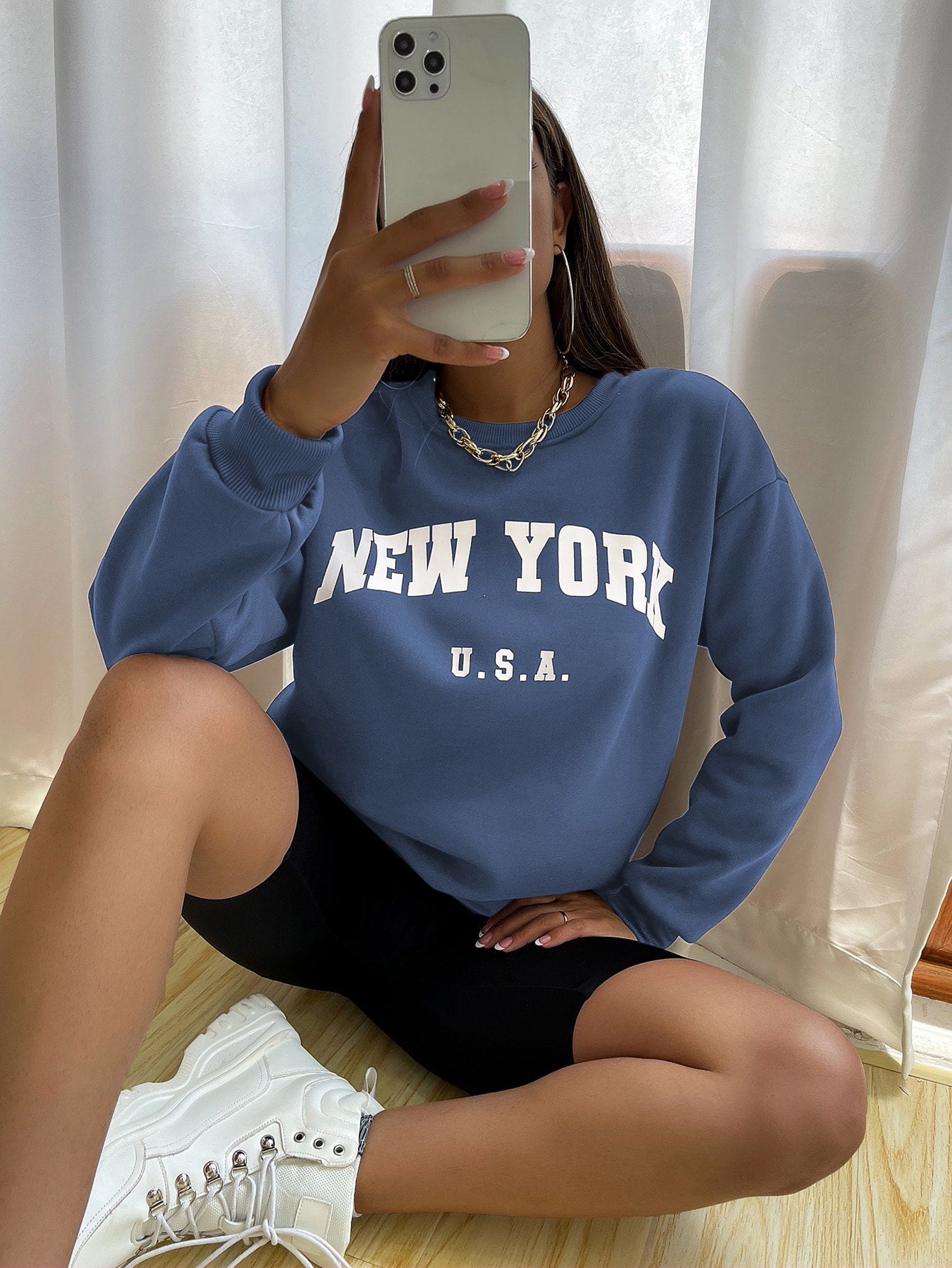 Women's Letter Printed Round Neck Sweatshirt