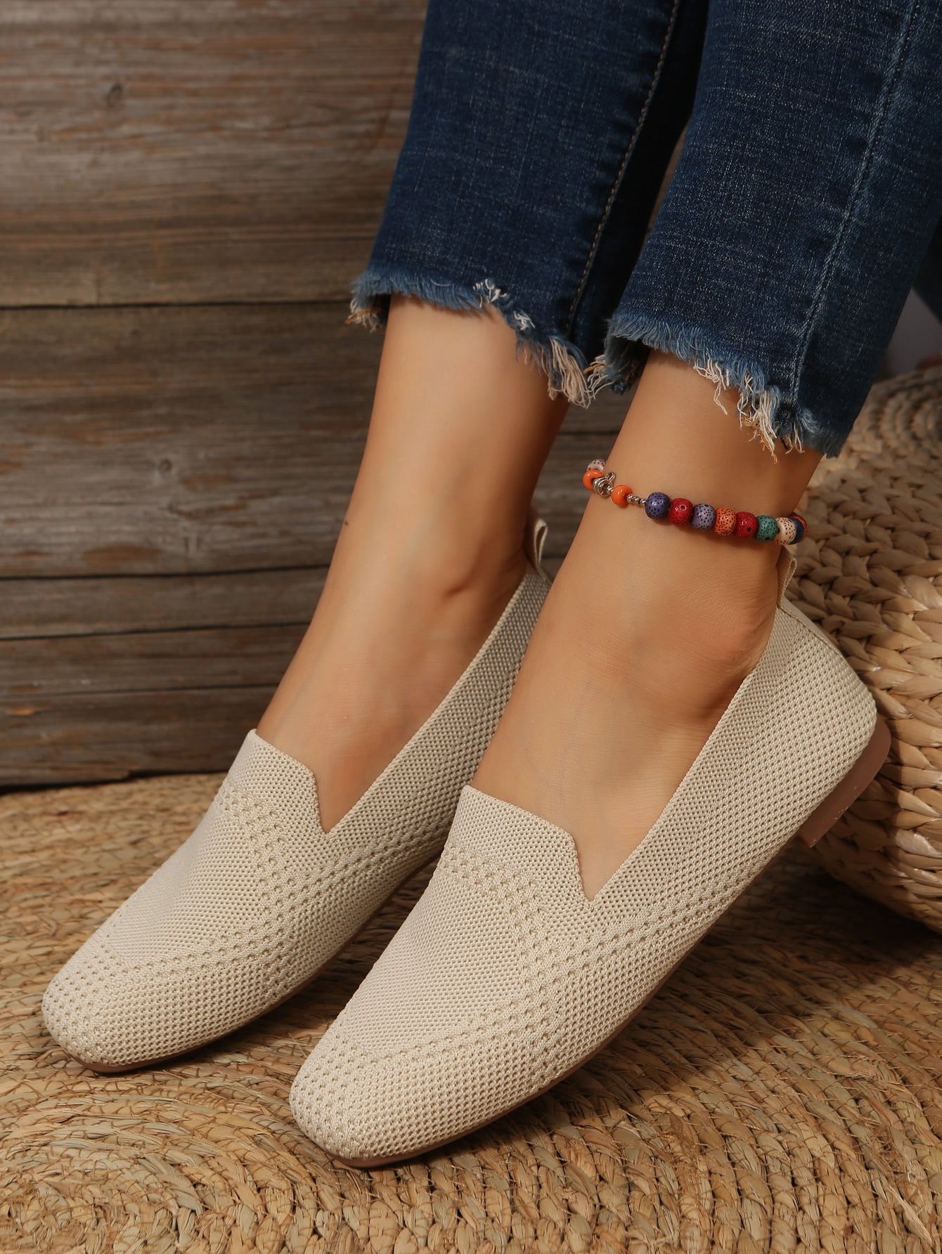 Outdoor Fashionable Square Toe Breathable Women's Flat Shoes