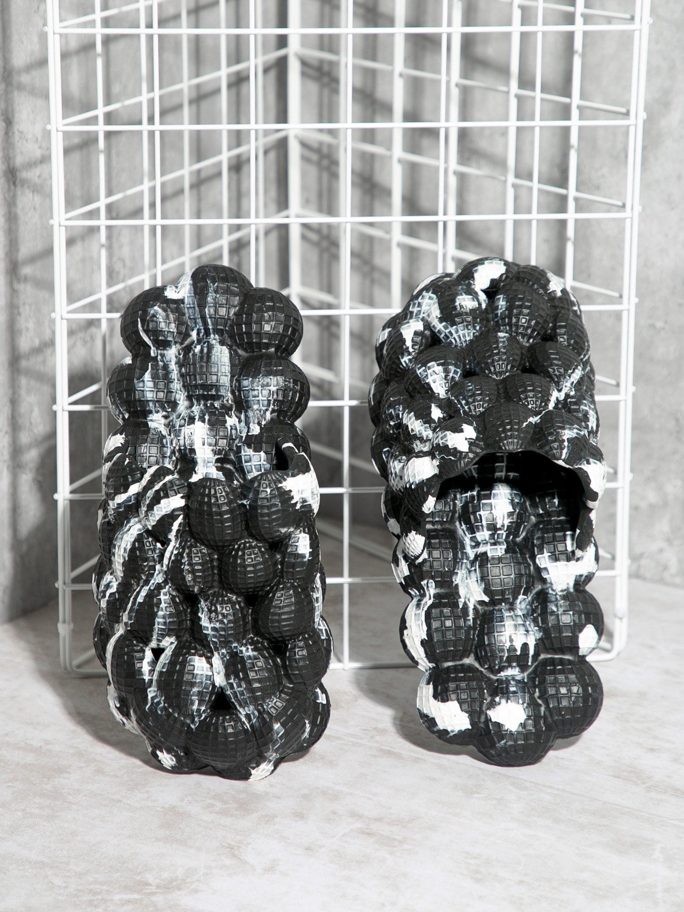 Massage Ball Closed Toe Slippers