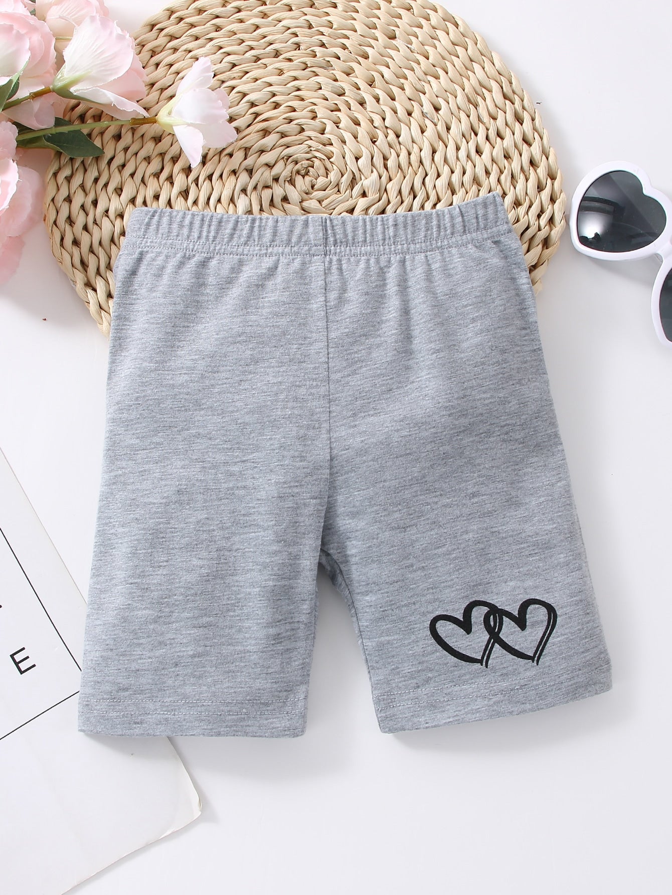 Young Girl New Grey Heart Printed Loose Fit Elastic Waist Wide Leg Capri Shorts , Summer