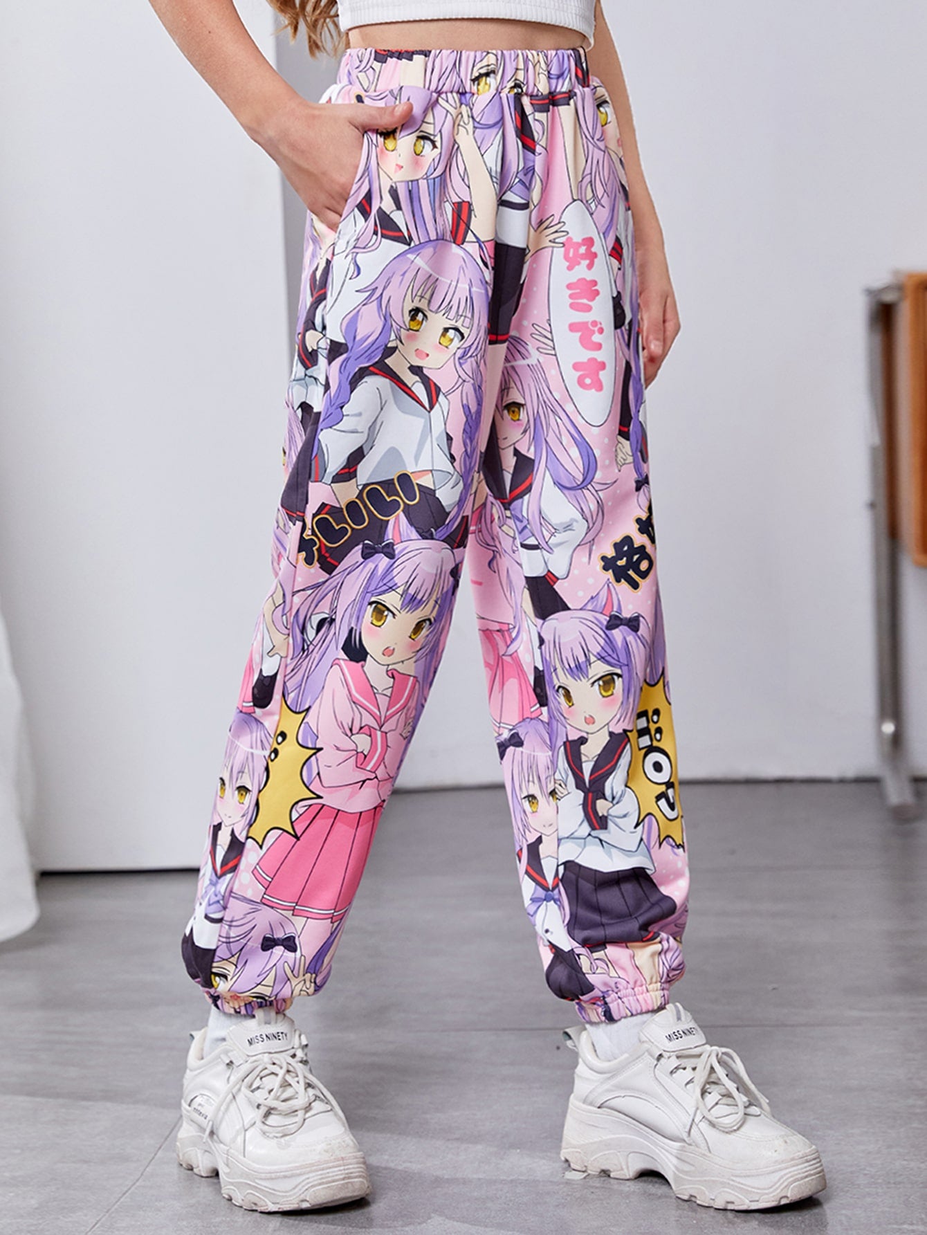 Tween Girl Figure & Letter Graphic Slant Pocket Sweatpants