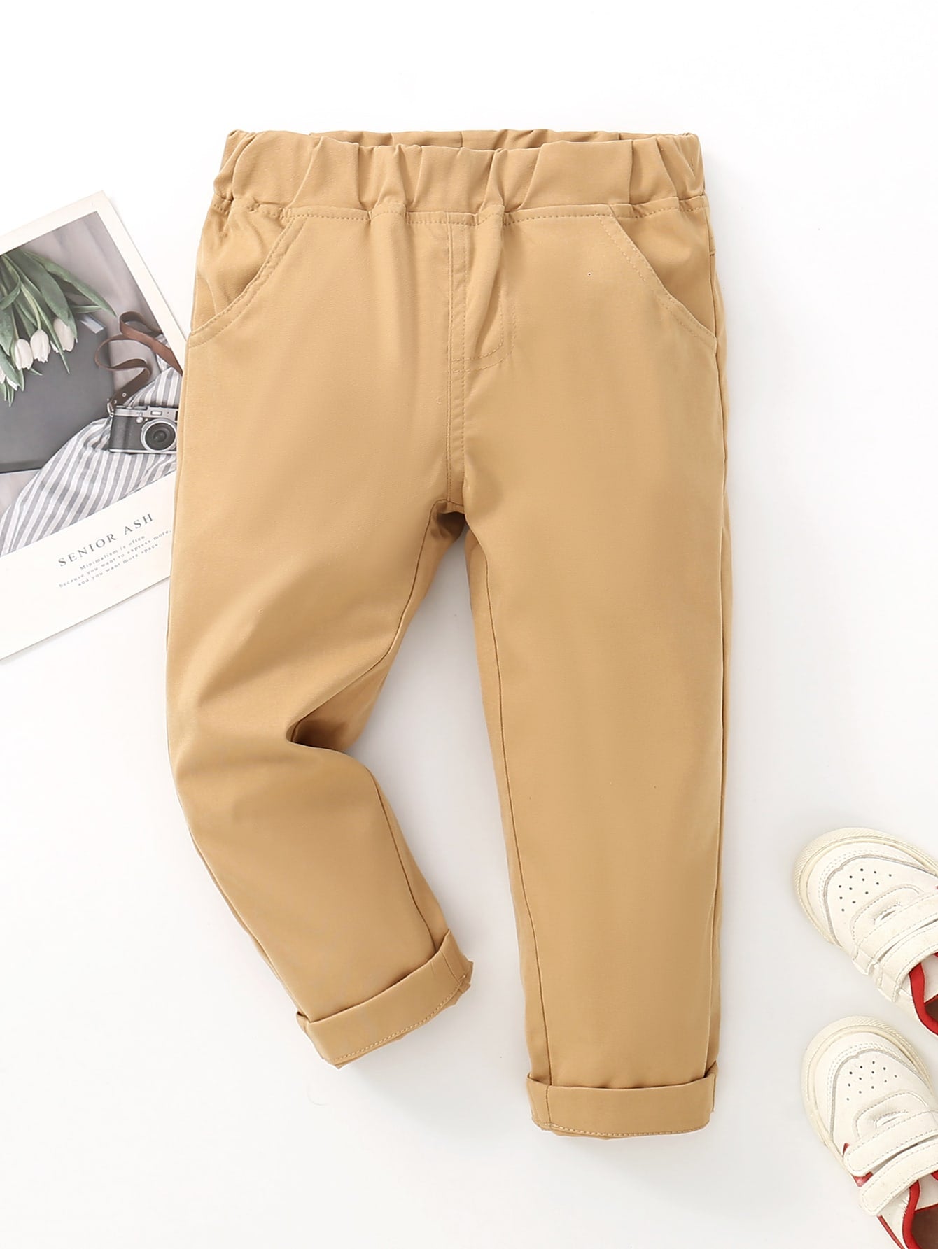 Young Boy Simple Elastic Waist Slant Pocket Tapered Trousers