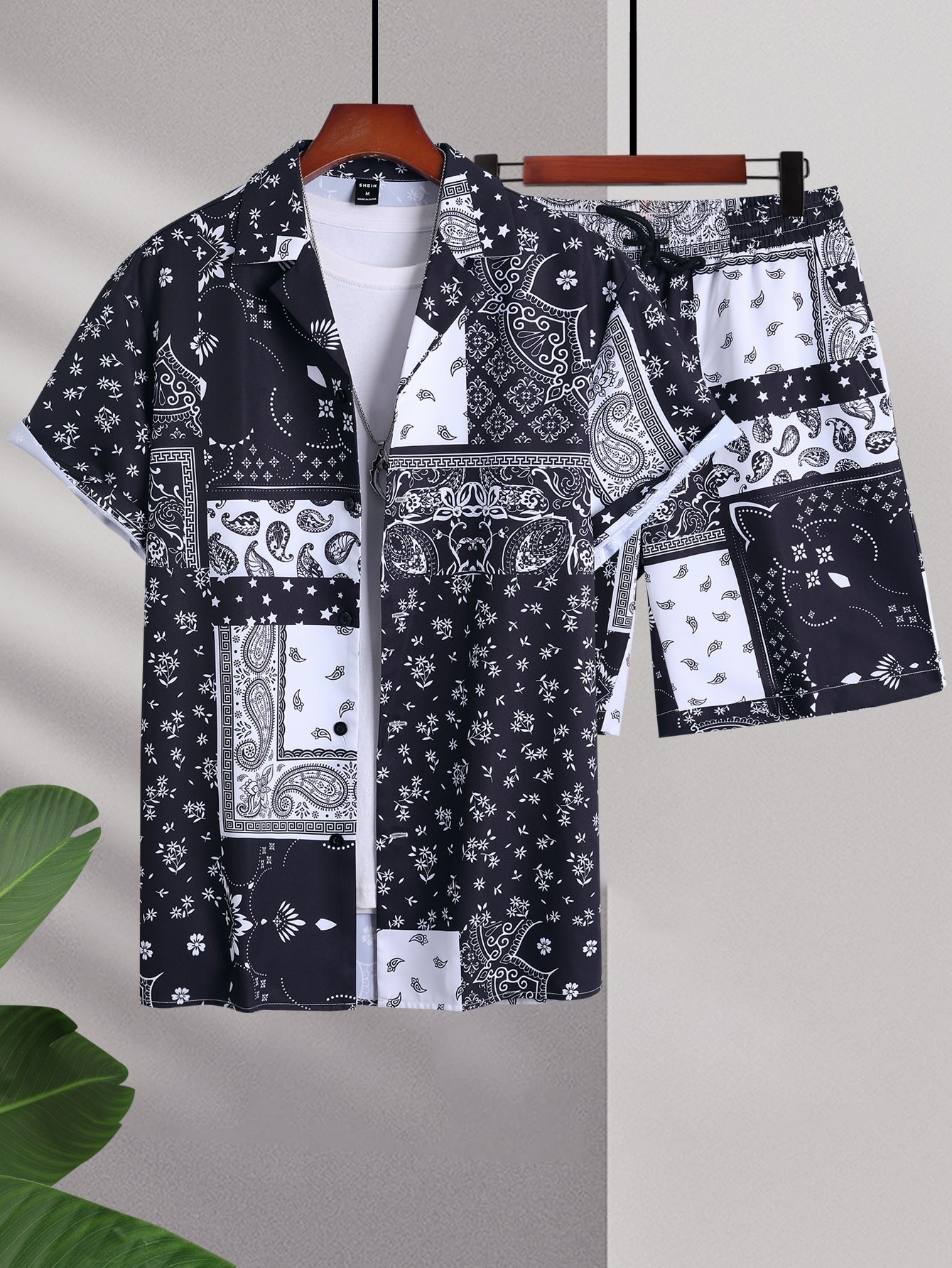 Men Random Paisley Scarf Print Shirt & Shorts Without Tee