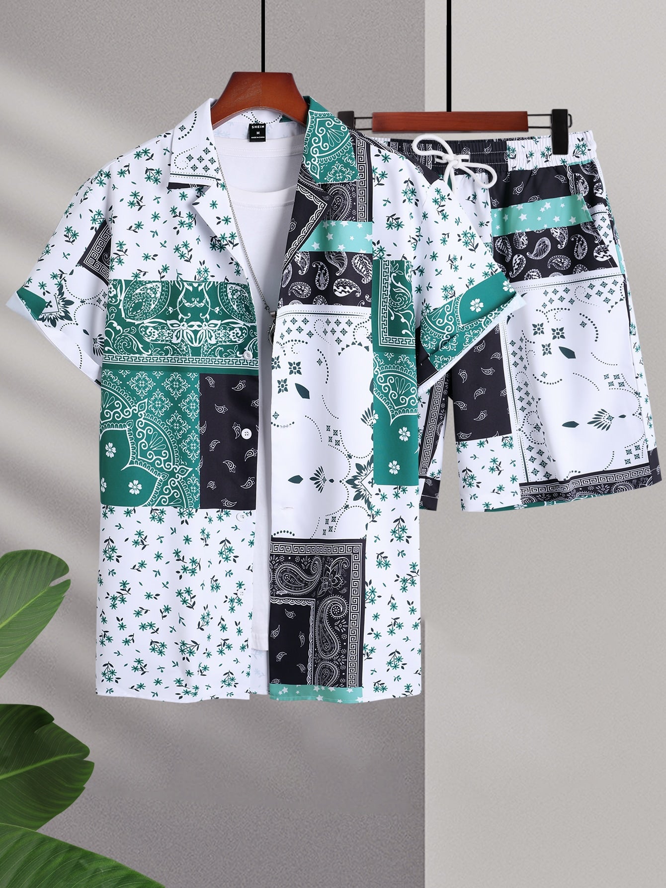 Men Random Paisley Scarf Print Shirt & Shorts Without Tee