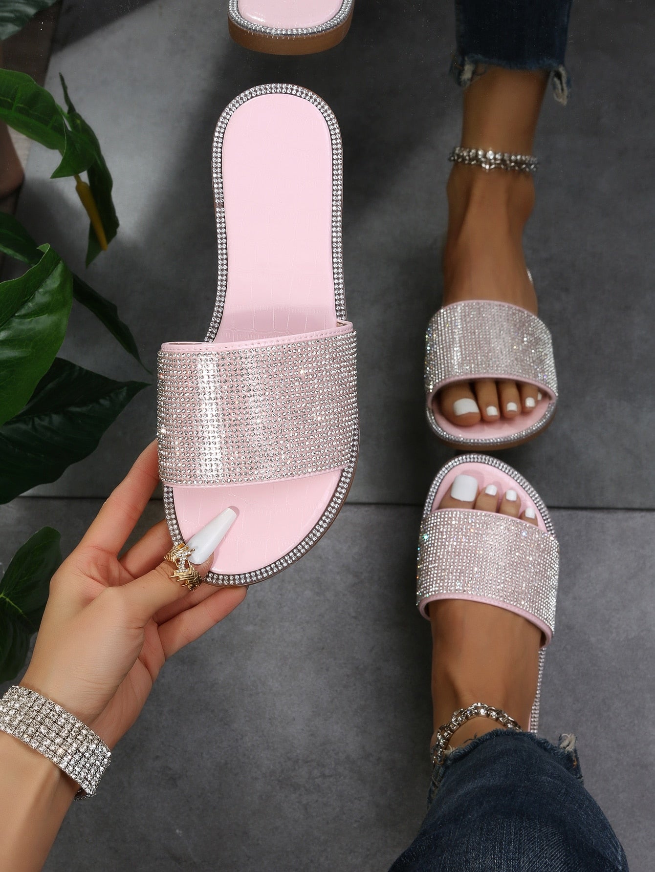 Glamorous Outdoors Flat Slippers For Women, Rhinestone Decor Artificial Leather Open Toe Slide Sandals