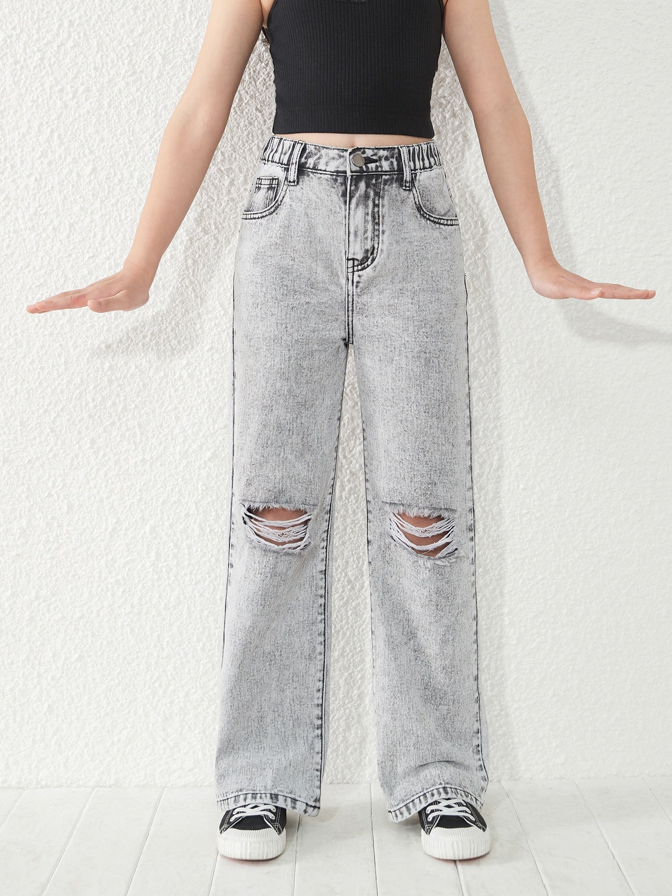 Tween Girl All-Match Wide-Legged Jeans With Rips, Casual And Versatile