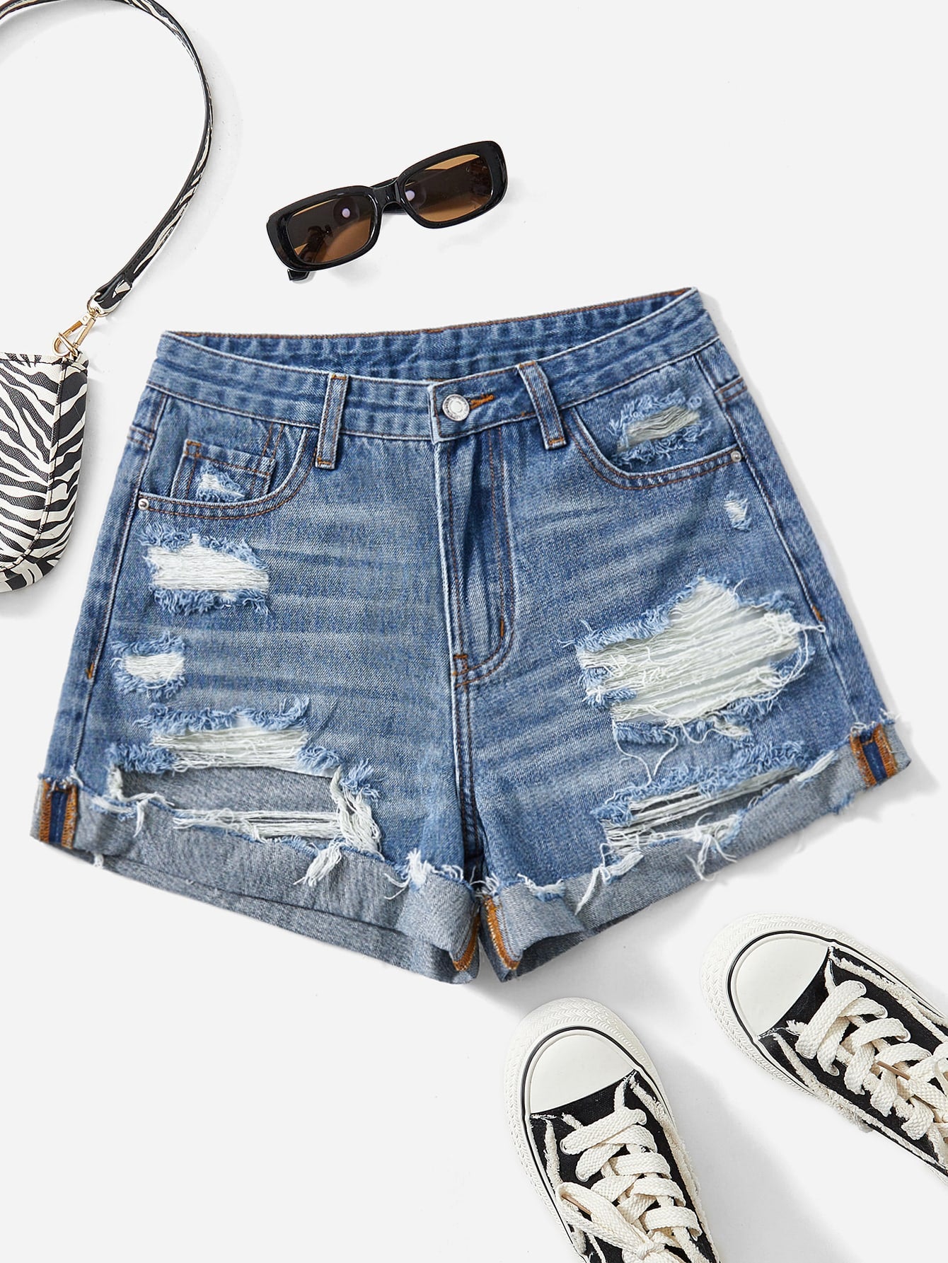 Women's Frayed Hem Casual Denim Shorts With Ripped Pockets