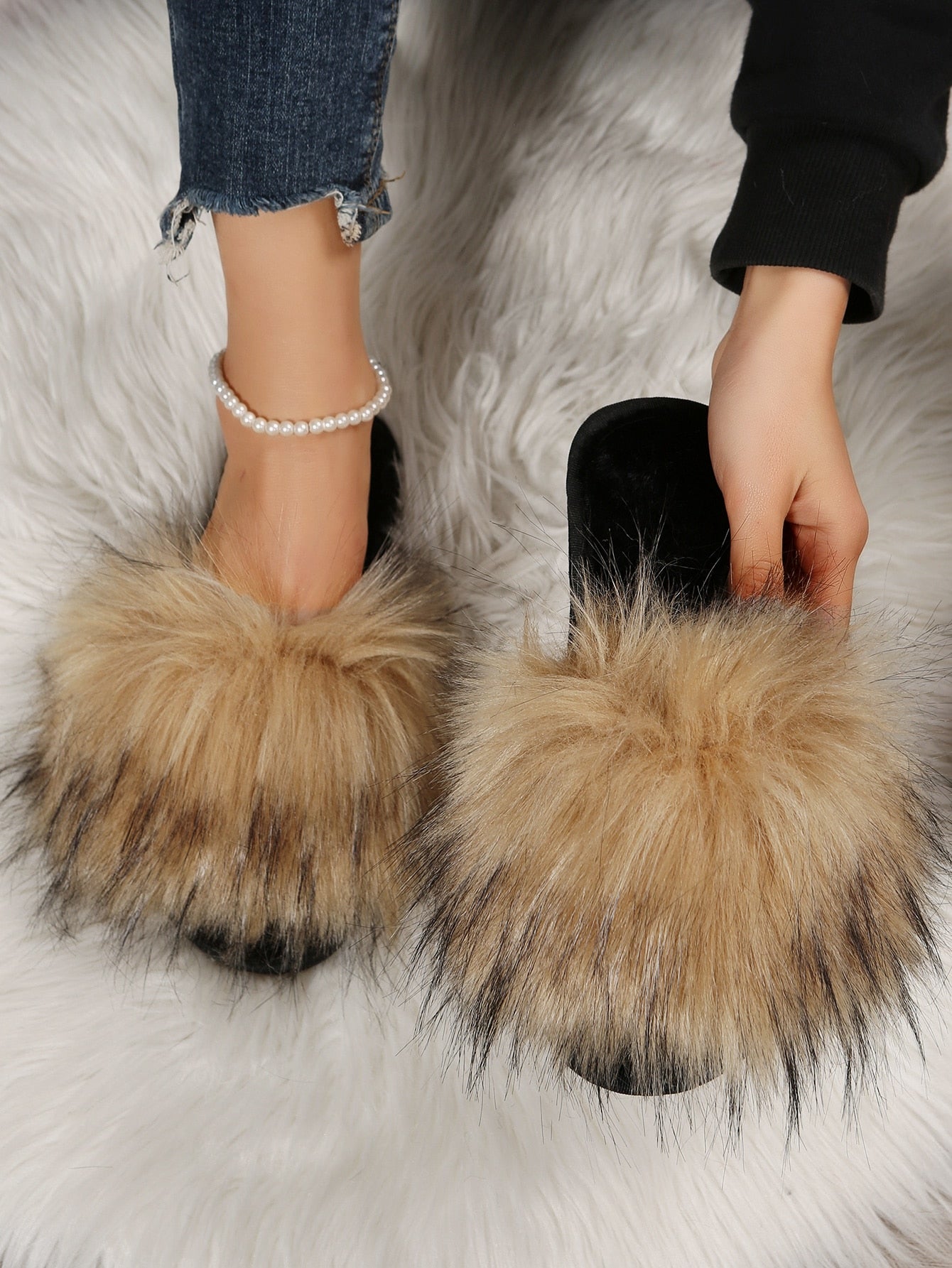 Women Minimalist Fuzzy Bedroom Slippers, Fashion Indoor Home Slippers