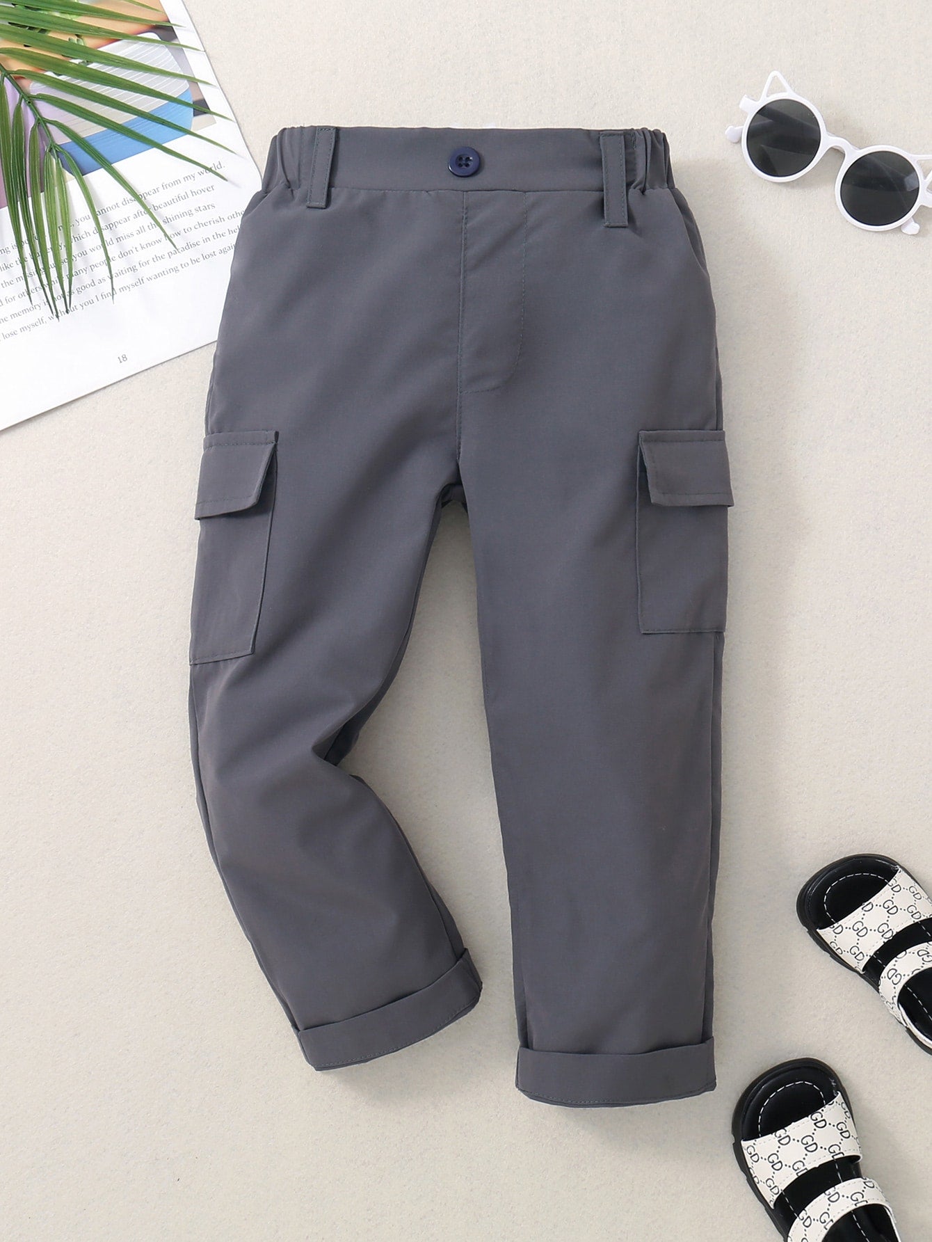 Young Boy Solid Color Casual Elastic Waist Cargo Pants With Comfortable Flip Pockets, Suitable For Daily Wear, Beach Vacation And Summer Parties, Spring/Autumn