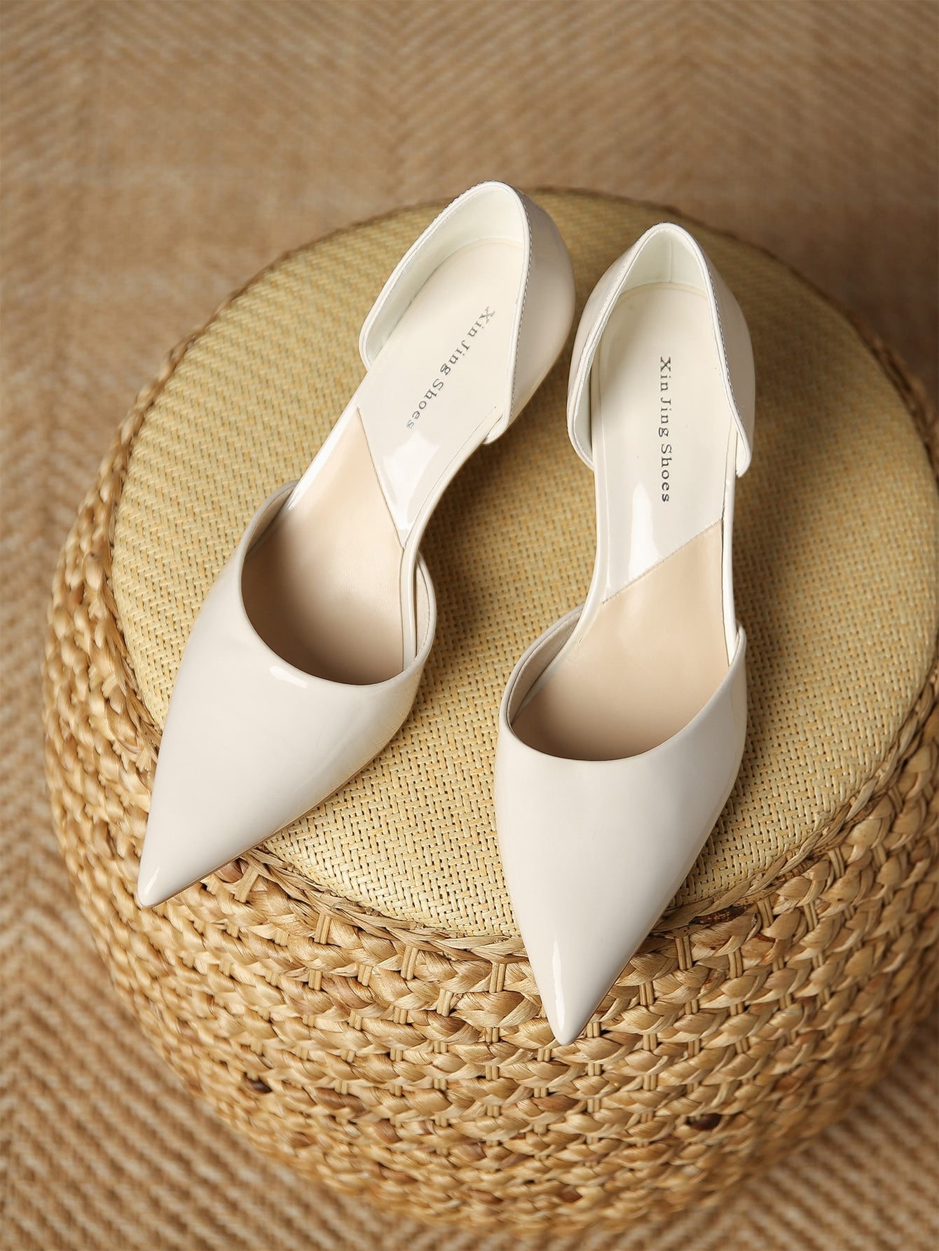 Women Minimalist Court Pumps, Pyramid Heeled Point Toe Elegant Pumps