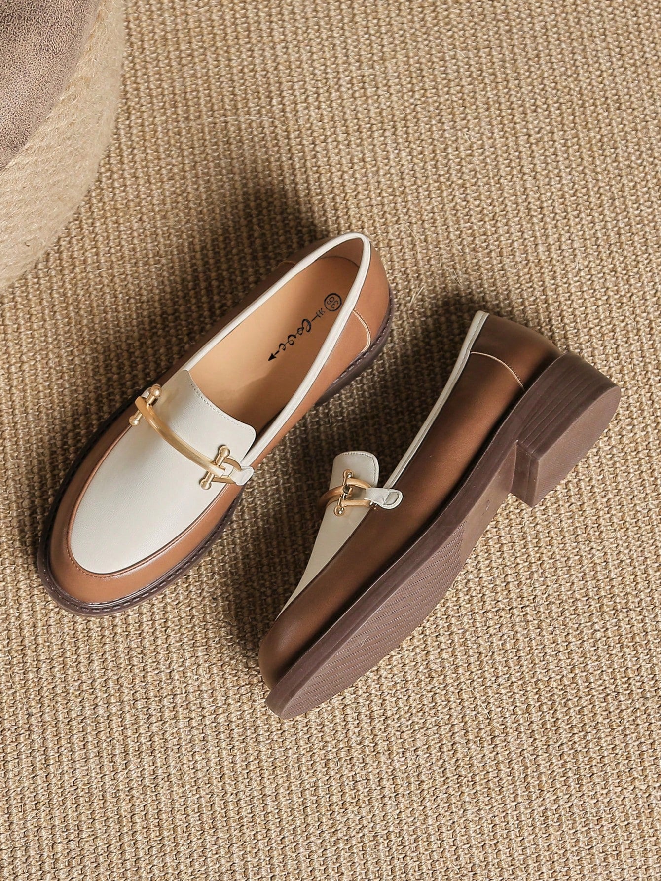 Women Work Shoes Fashionable Round Toe White/Brown Flat Loafers Casual Leather Shoes