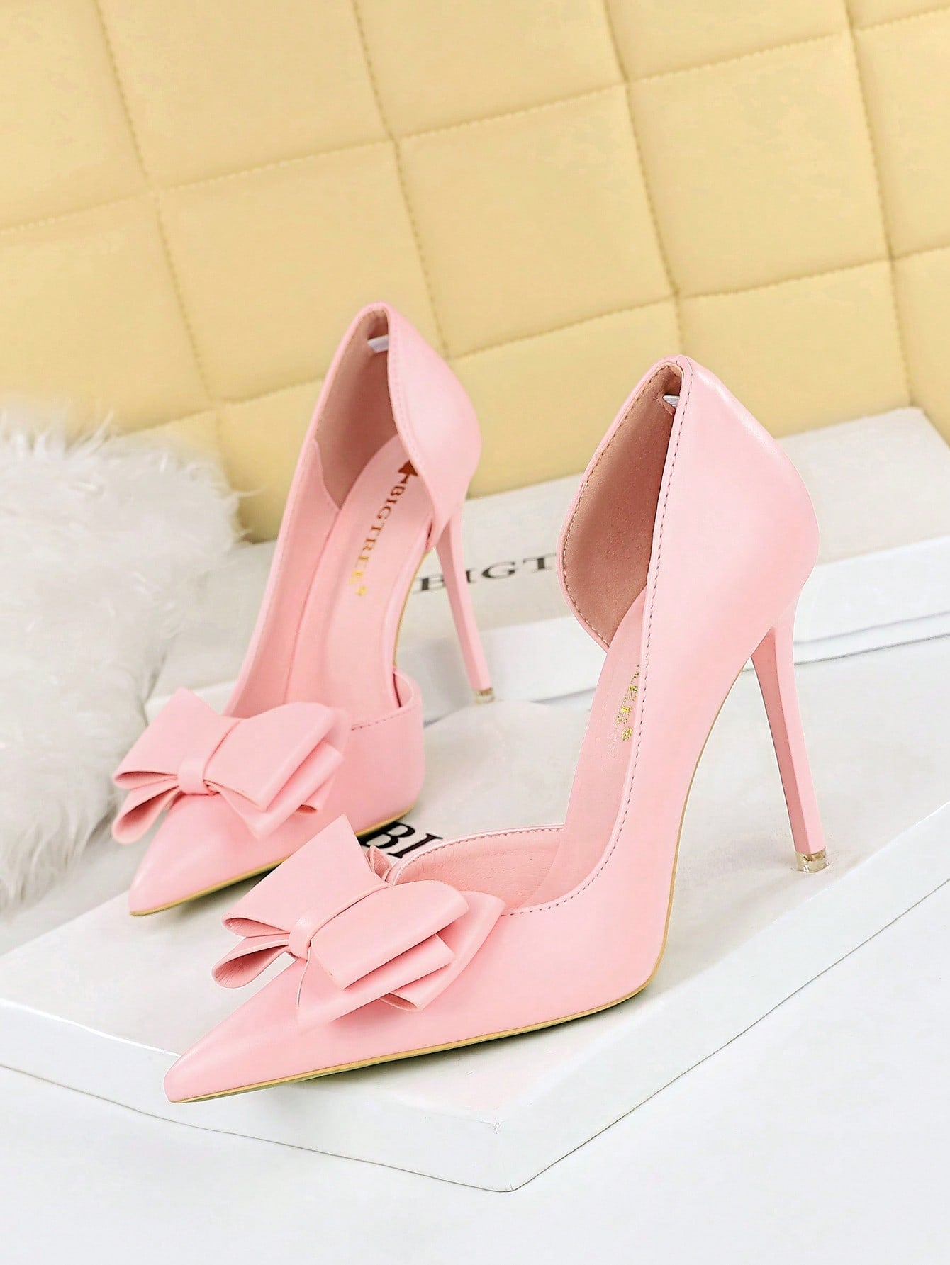 Women Bow Detail Stiletto Heeled Court Pumps, Fashionable Point Toe Pumps