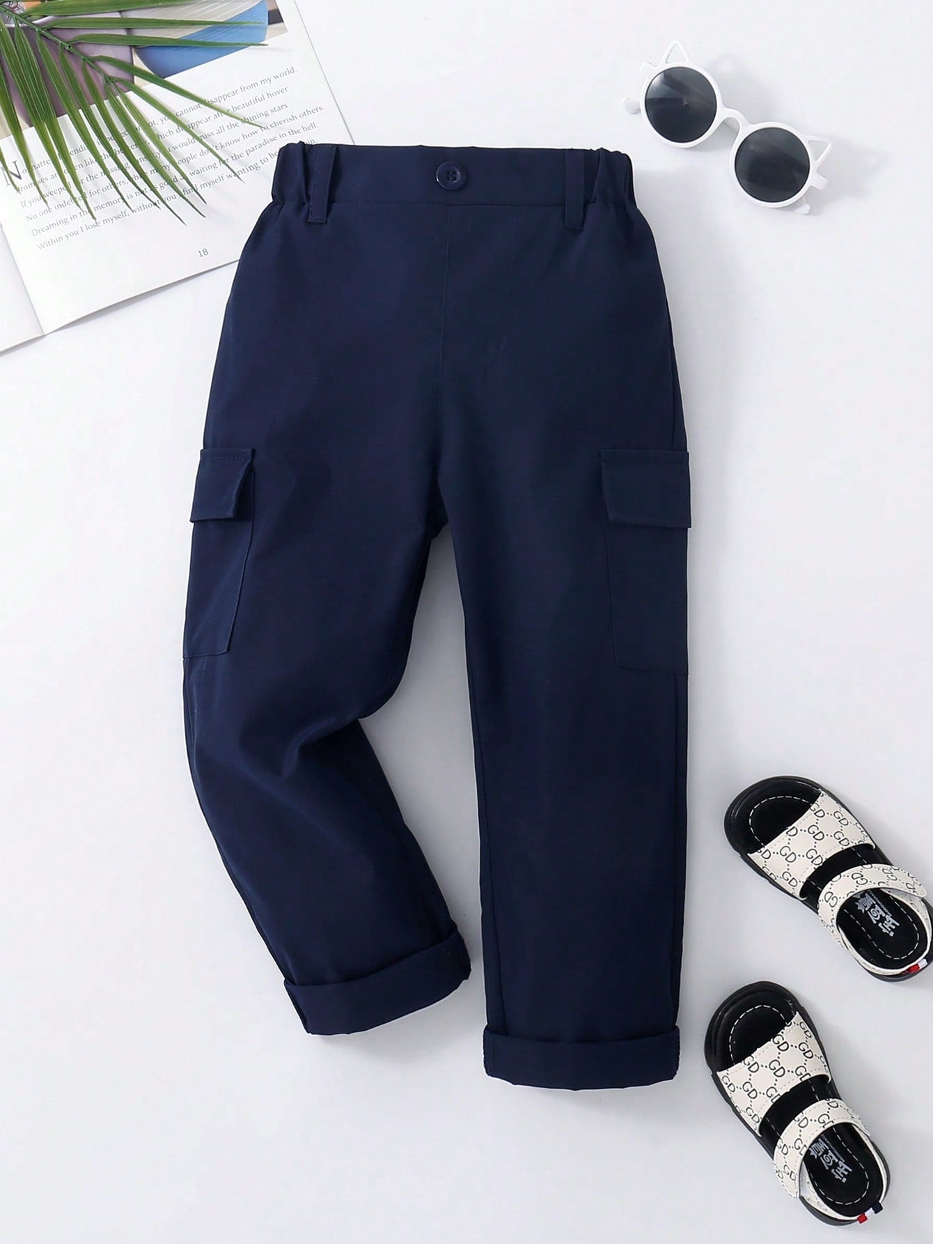 Young Boy Solid Color Casual Elastic Waist Cargo Pants With Comfortable Flip Pockets, Suitable For Daily Wear, Beach Vacation And Summer Parties, Spring/Autumn