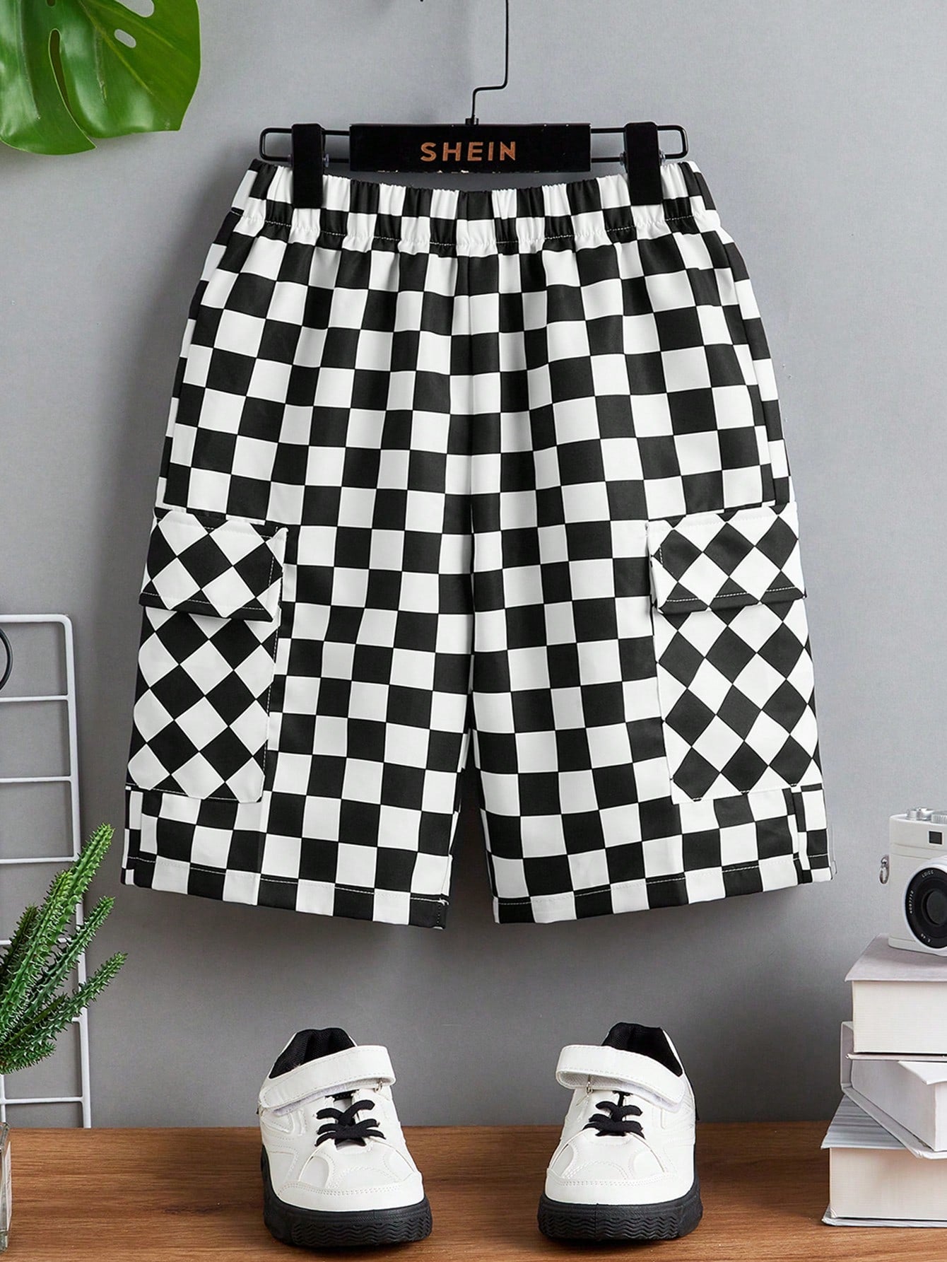 Tween Boy Checker Print Flap Pocket Shorts