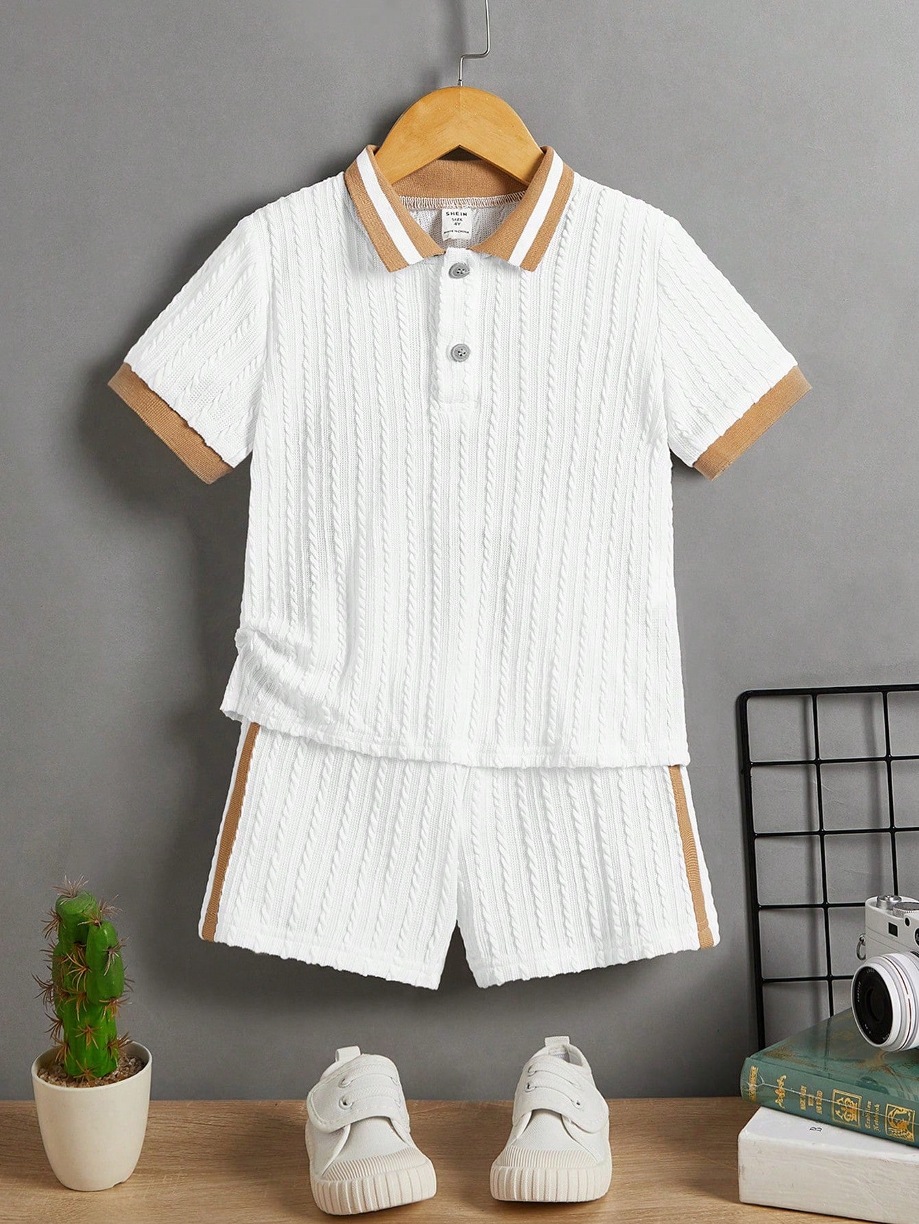 2pcs Young Boys' Comfortable Casual Ribbed Collar Short Sleeve Top With Shorts, Versatile Outfit