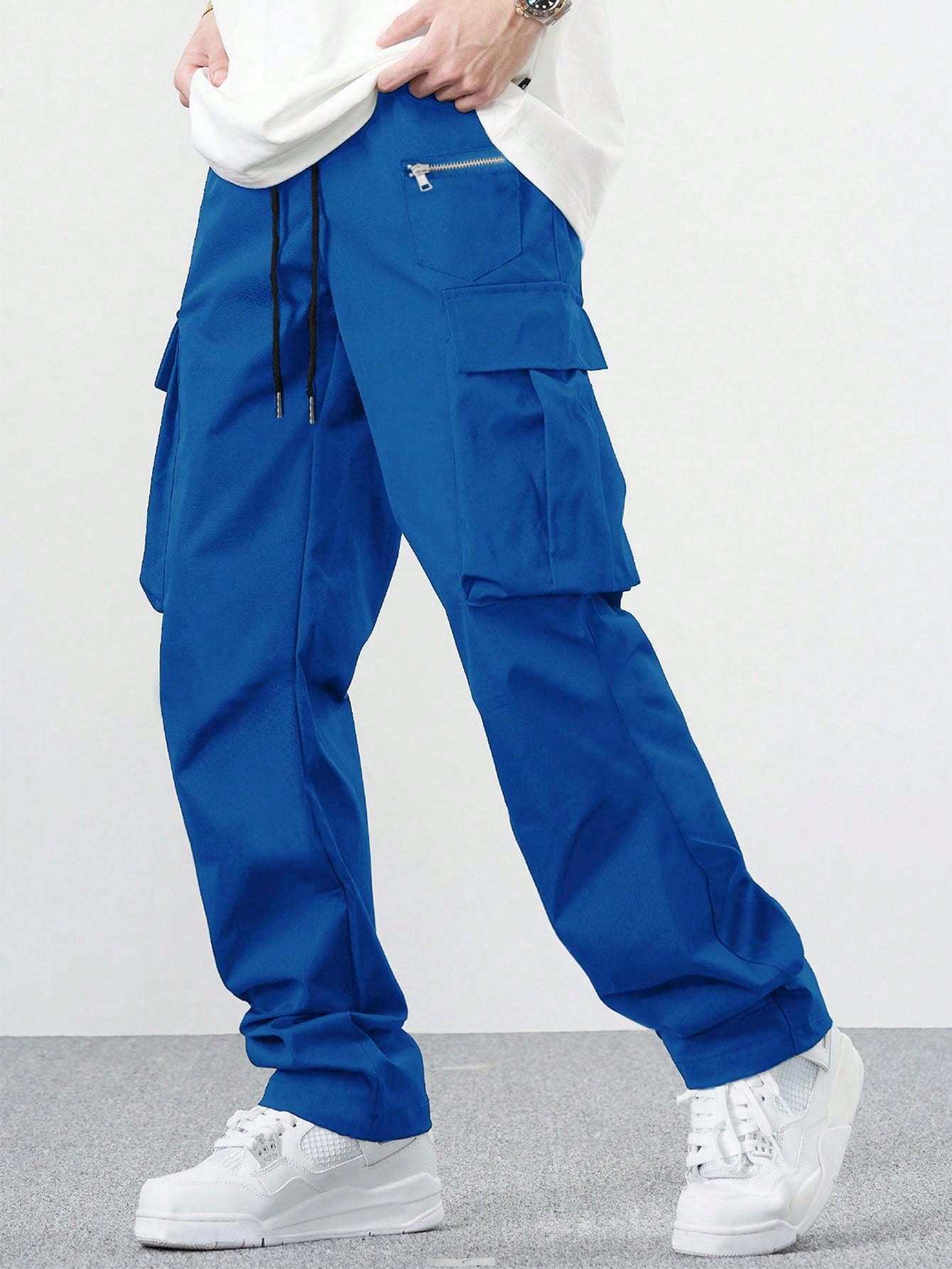 Loose-Fit Men's Cargo Pants With Drawstring Waist