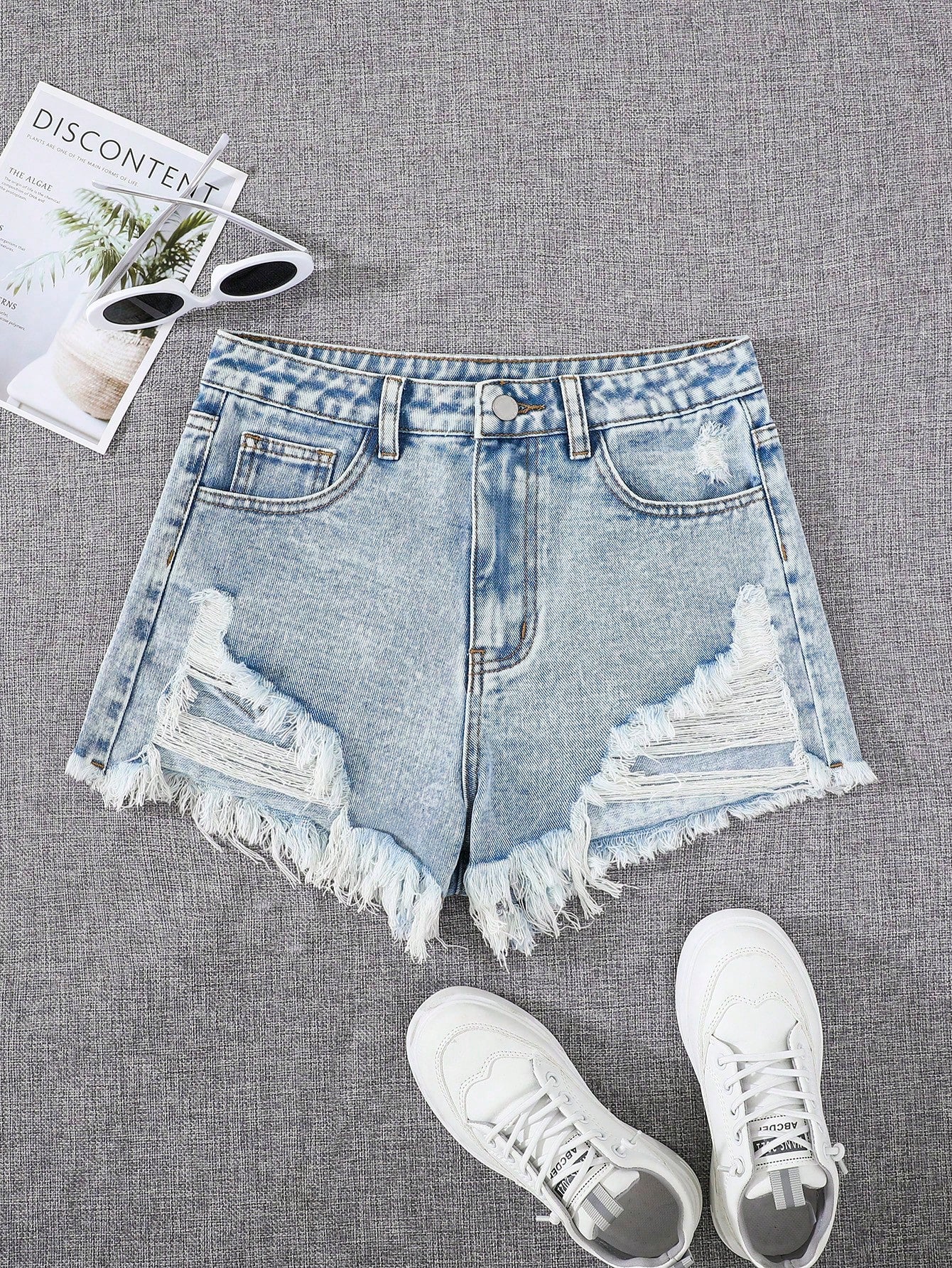 Teen Girl Distressed Denim Shorts With Frayed Hem And Pockets