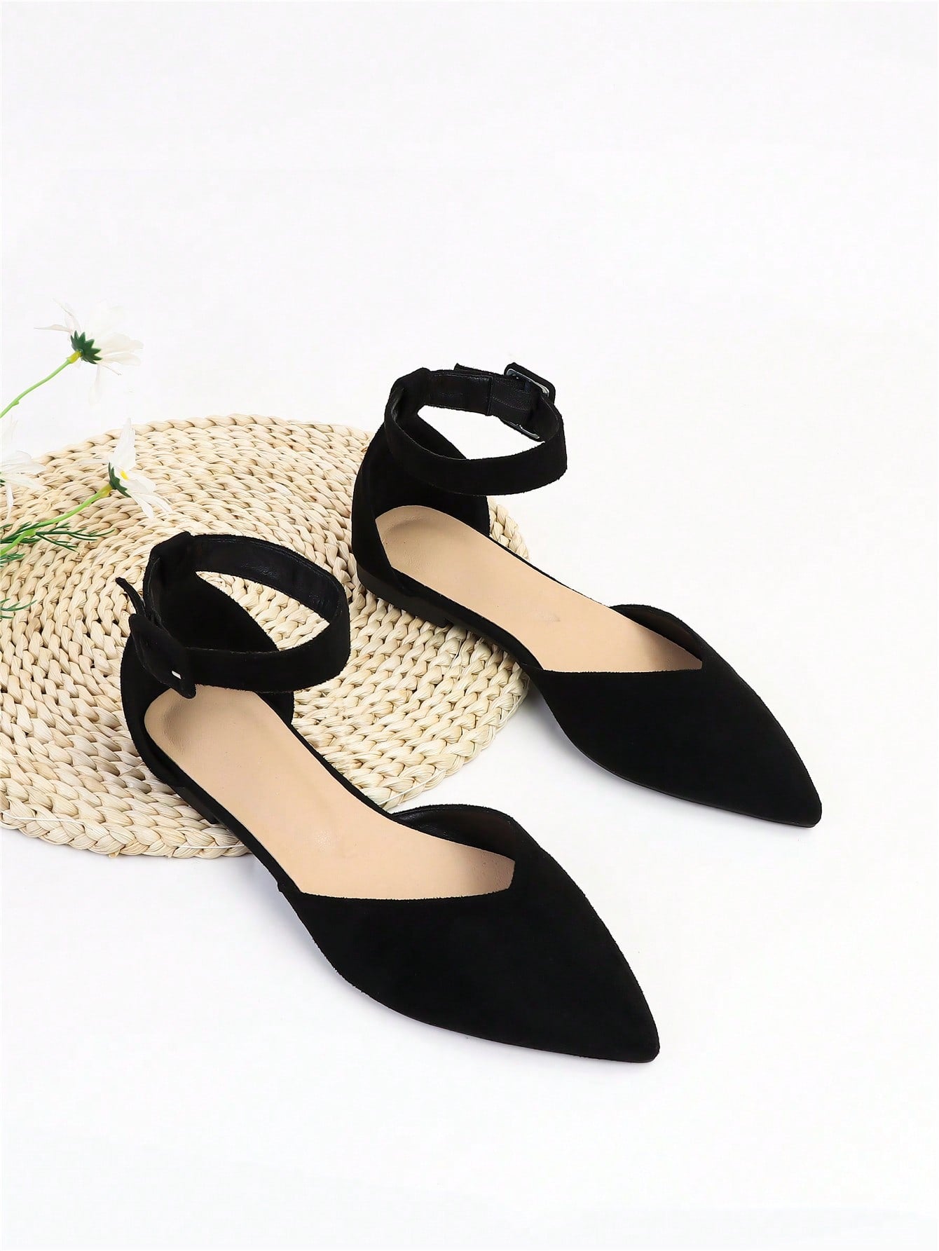 Women's Pointed Toe Hollow Out Faux Suede Flat Slip-On Shoes