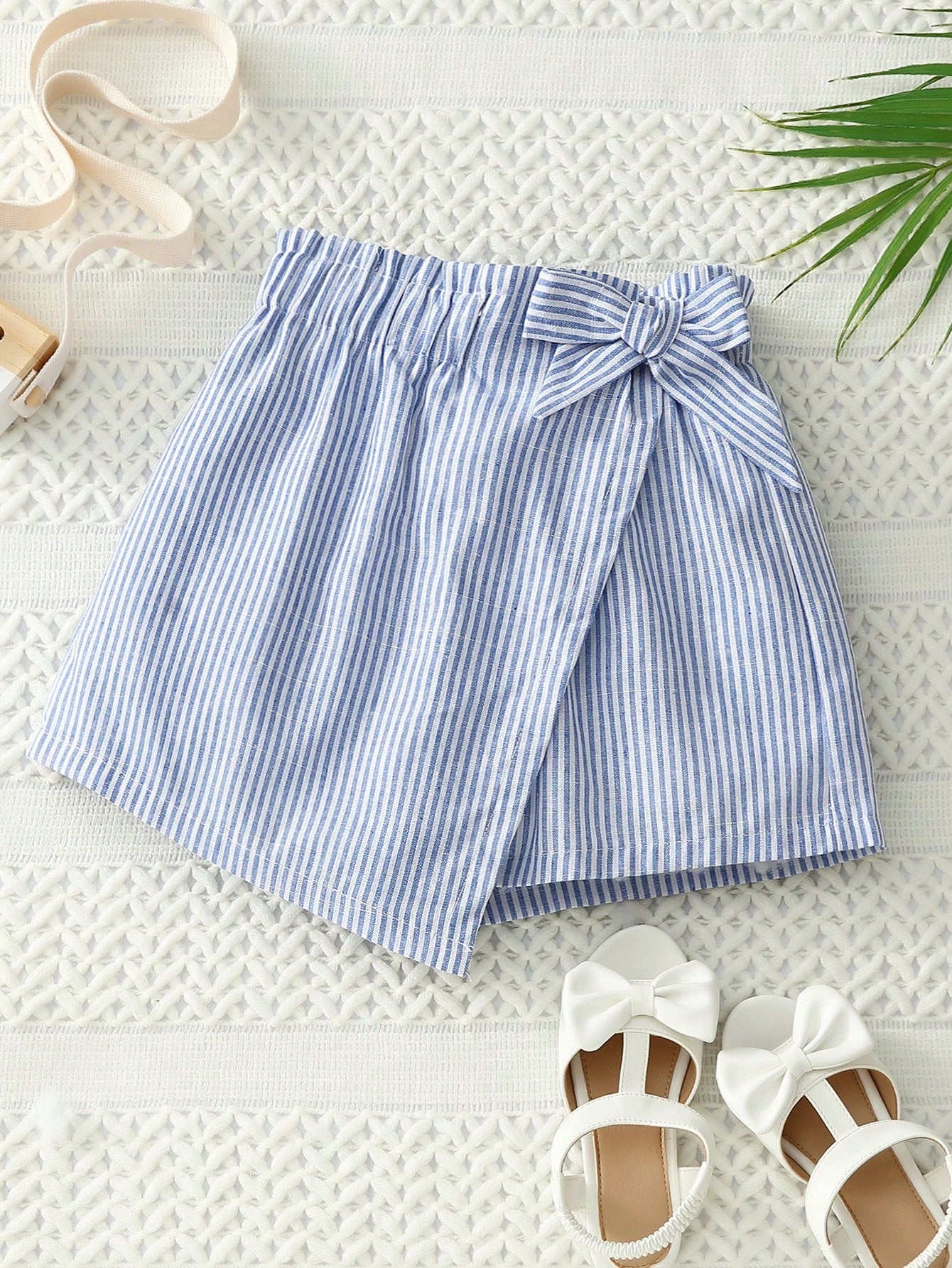 Tween Girl Striped Print Bow Front Asymmetrical Hem Skort