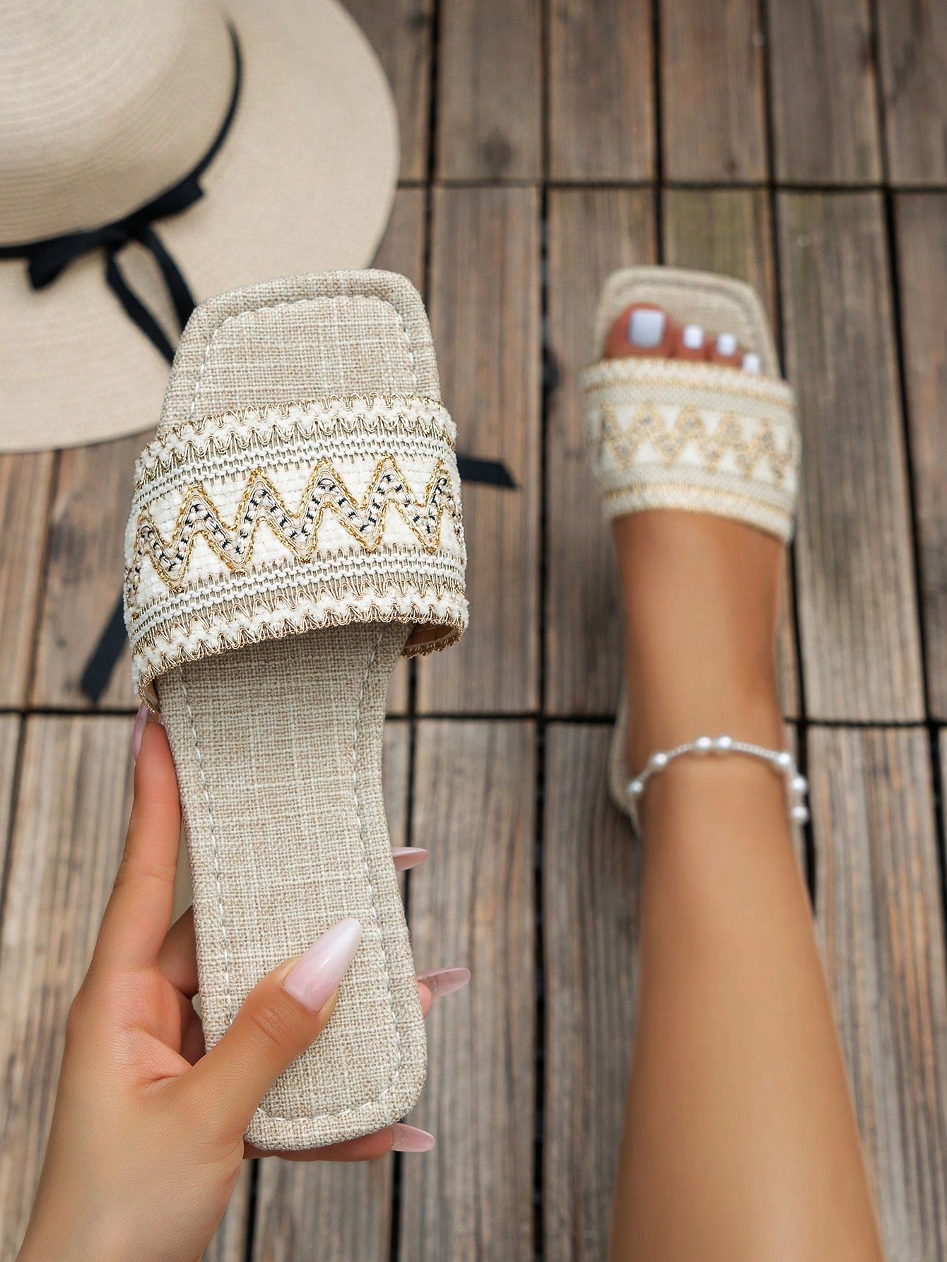 Summer Style Colorful Embroidered Flat Sandals, Sexy And Fashionable Beach Slippers For Banquet And Beach