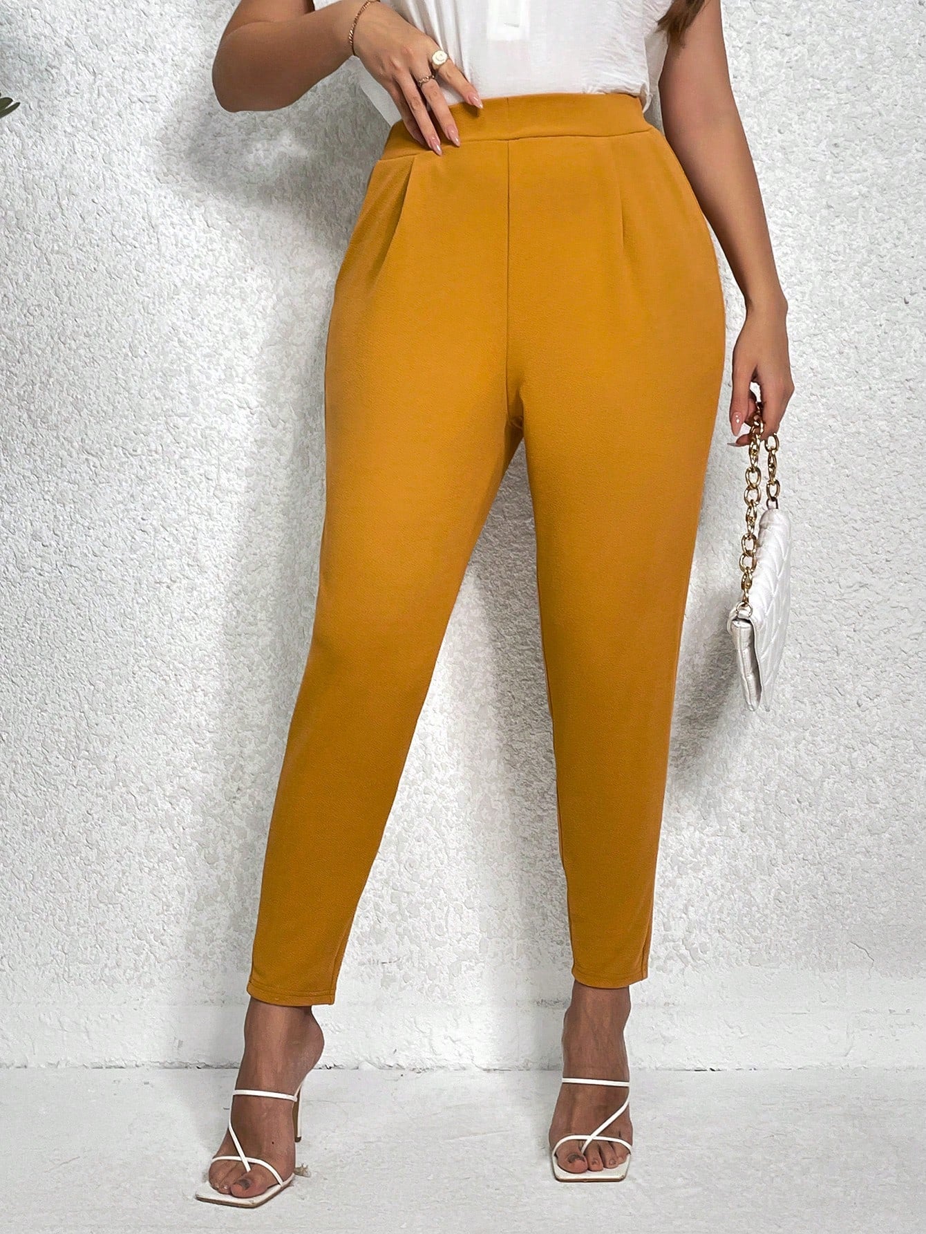 Plus High Waist Plicated Detail Tapered Pants