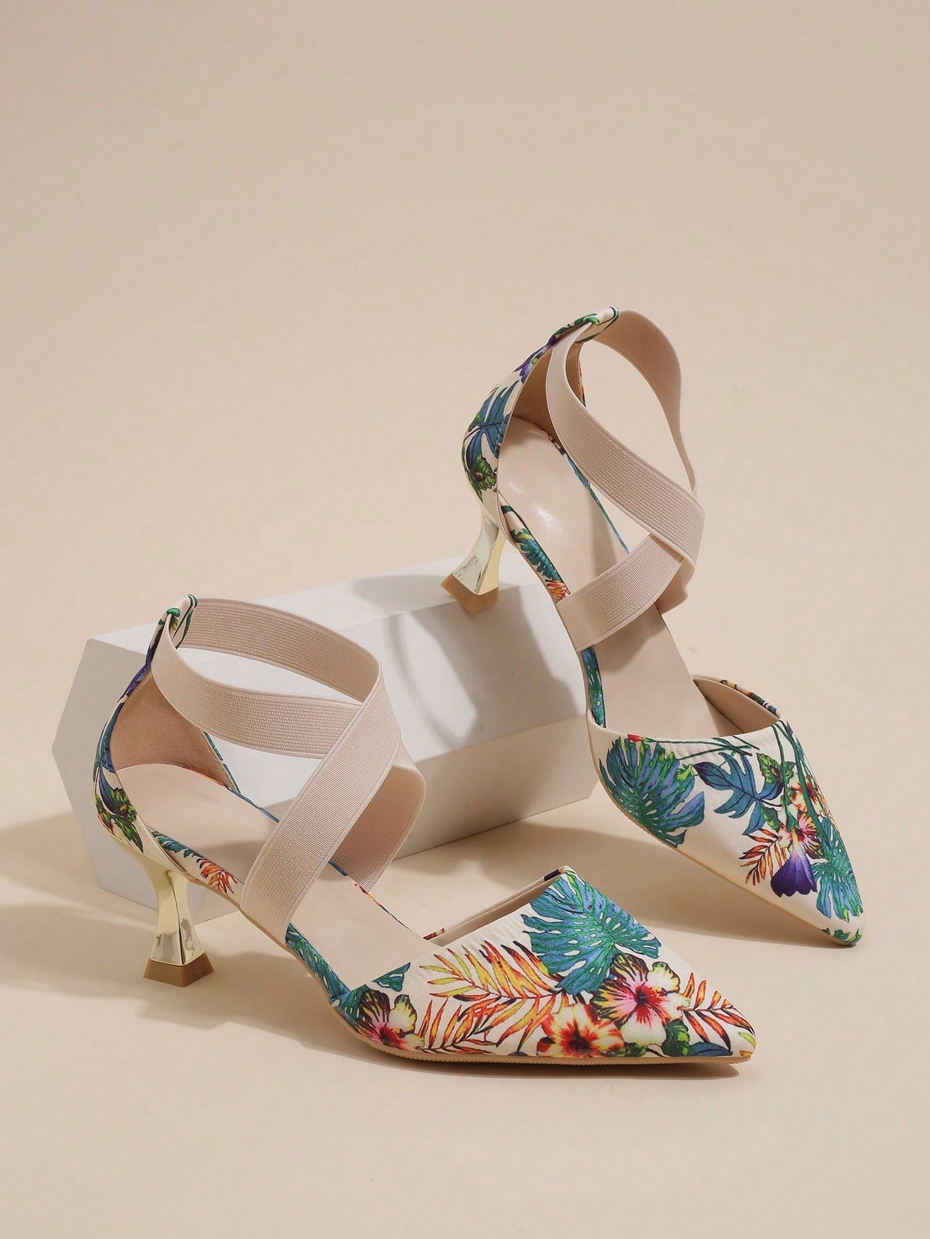 Fashionable Ankle Strap Pumps For Women, Floral Pattern Pyramid Heeled Pumps