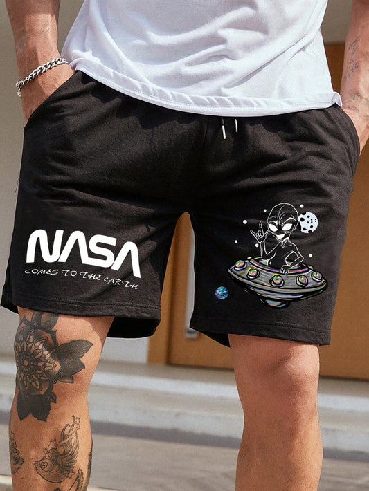 Men Plus Alien & Letter Graphic Drawstring Waist Shorts