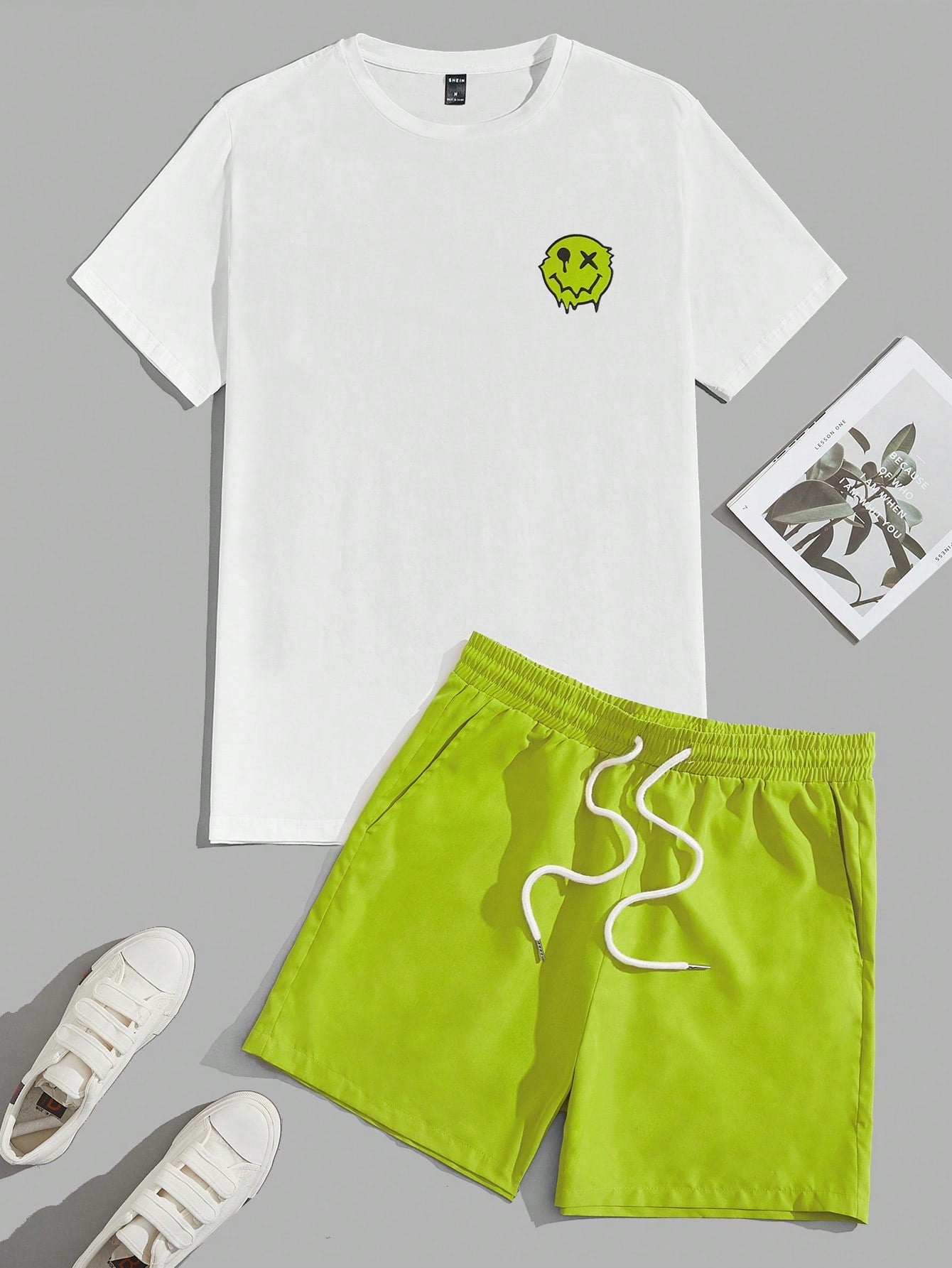 X Breakaway Men Cartoon Graphic Tee & Drawstring Waist Shorts