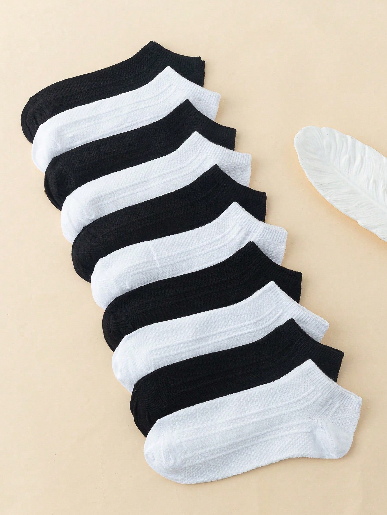 30 Pairs Children's Solid & Striped Casual Comfortable All-Match Short Socks, Suitable For Students