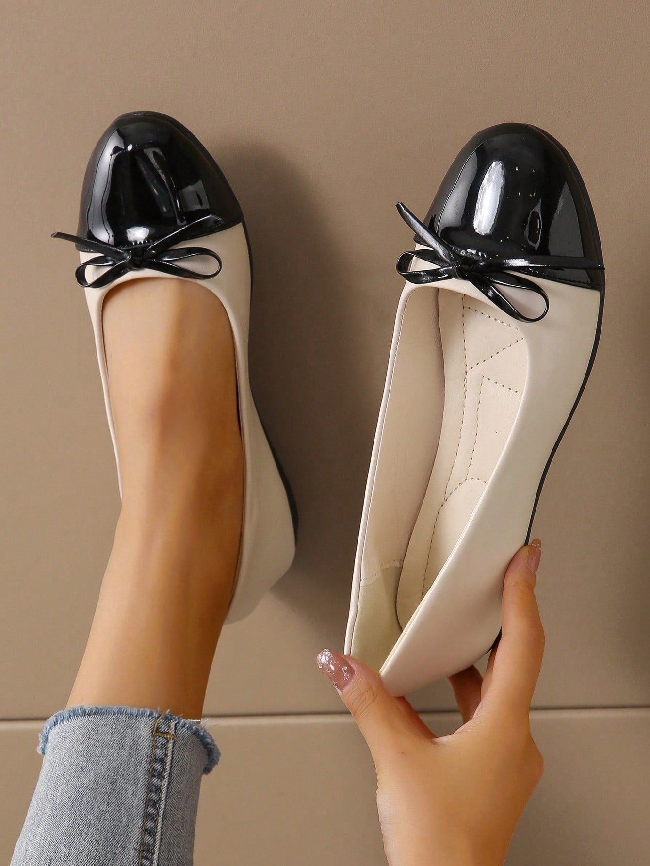 Women Round Toe Bow Decor Two Tone Ballet Flats