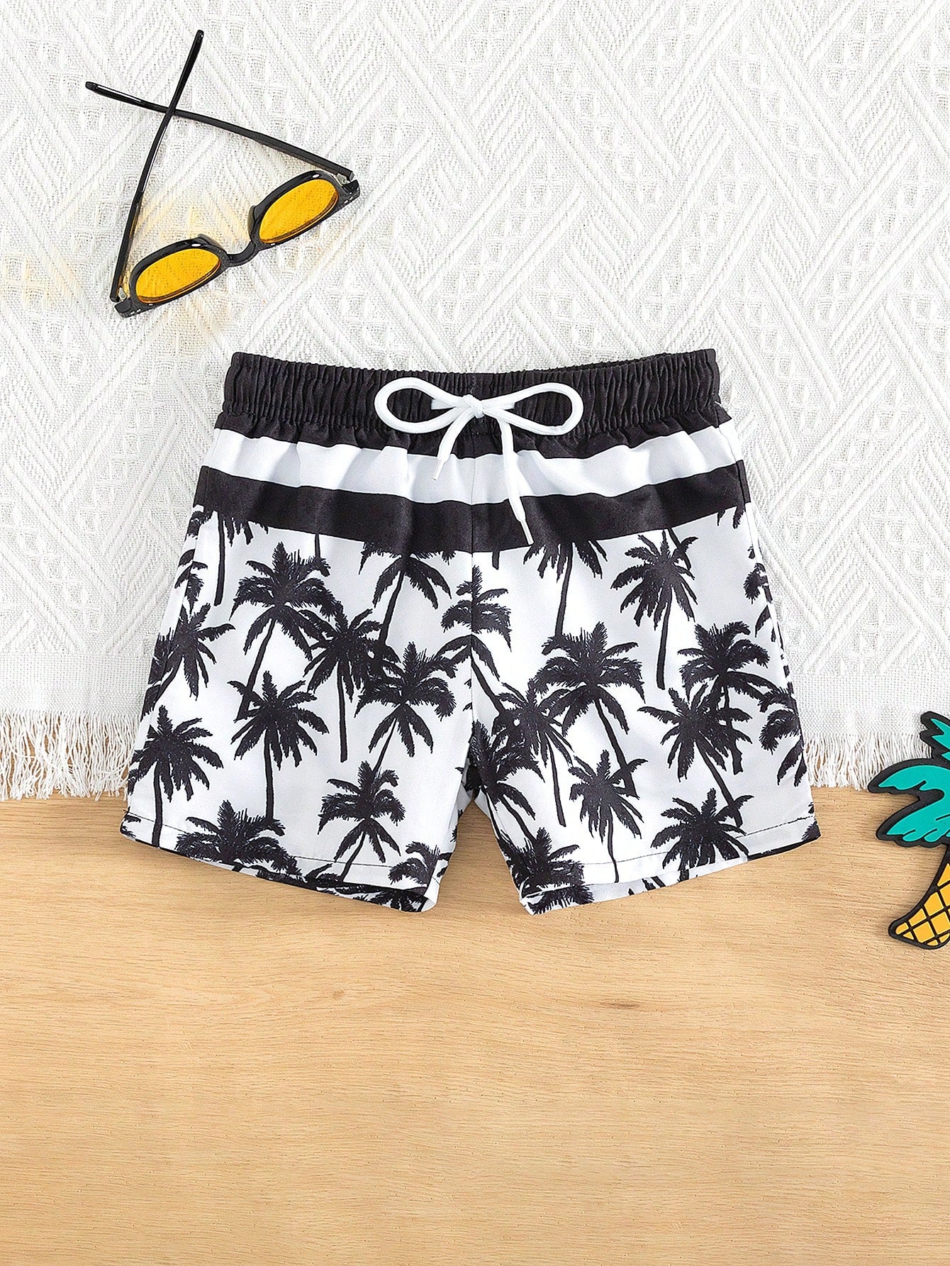 Young Boy 1pc Coconut Tree Print Drawstring Waist Swim Shorts