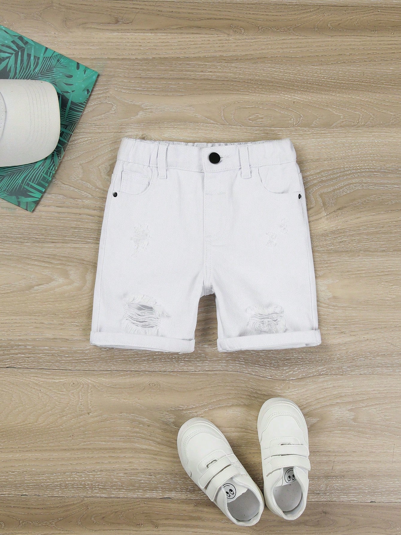 Young Boy Ripped Roll Hem Denim Shorts