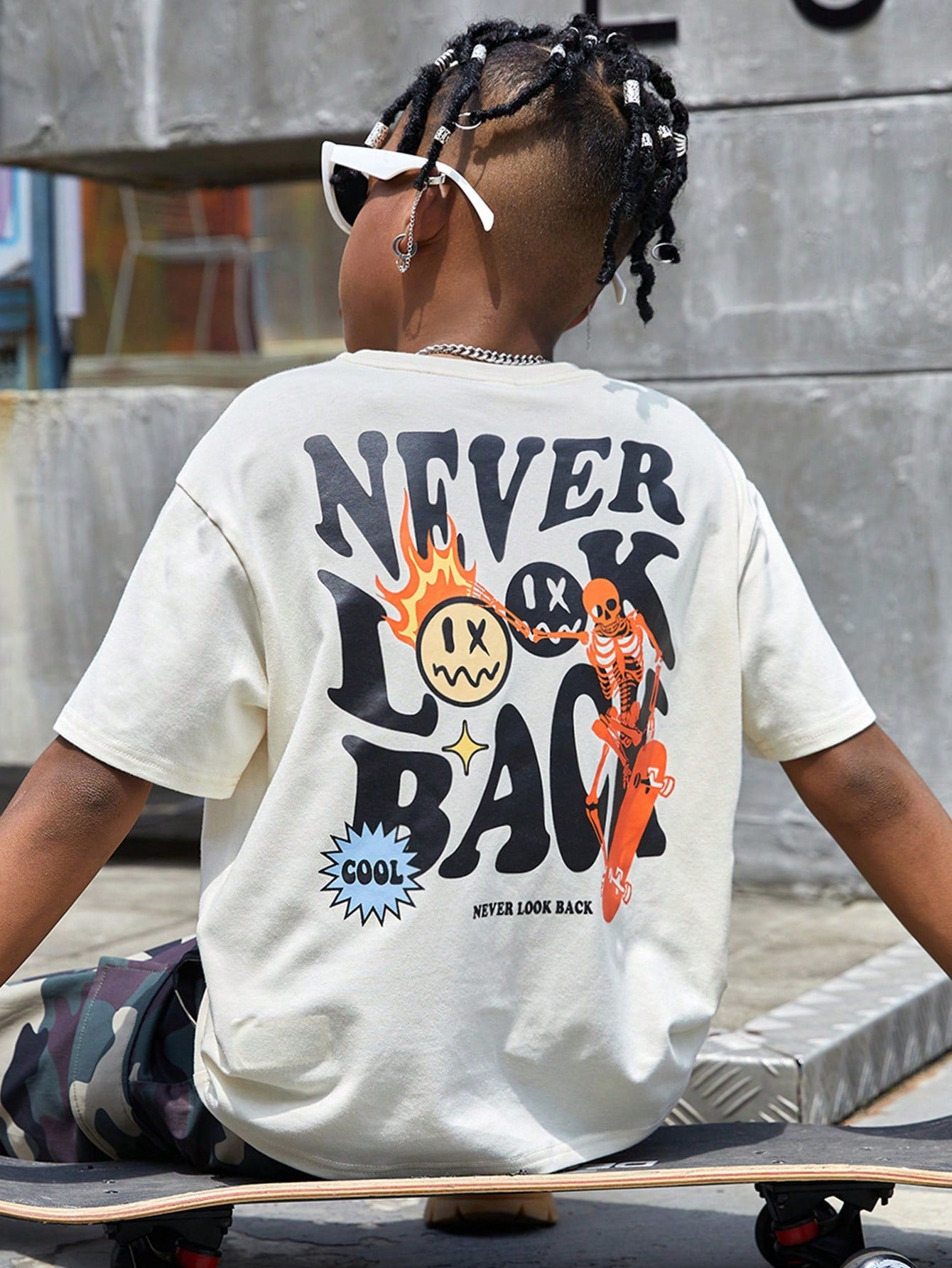 Tween Boy Slogan & Cartoon Face Print Drop Shoulder Tee