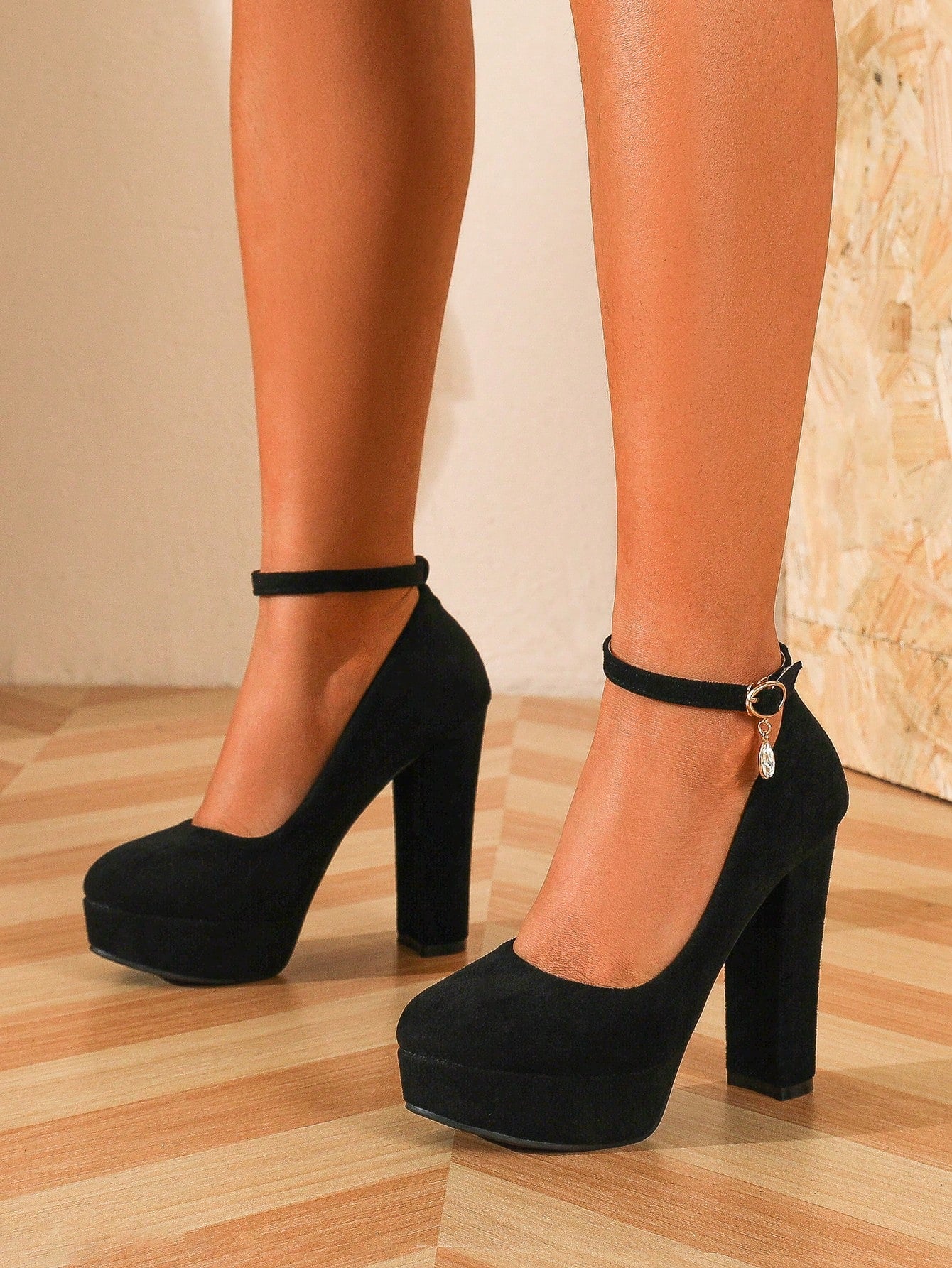 Women Chunky Heeled Ankle Strap Pumps, Elegant Outdoor Faux Suede Pumps