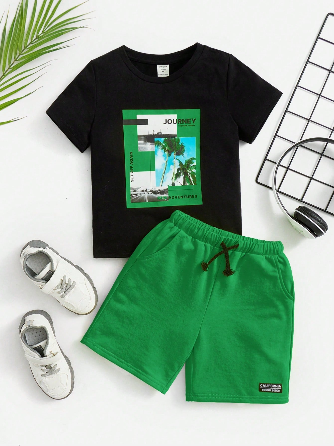 Young Boy Coconut Tree & Letter Graphic Tee & Shorts