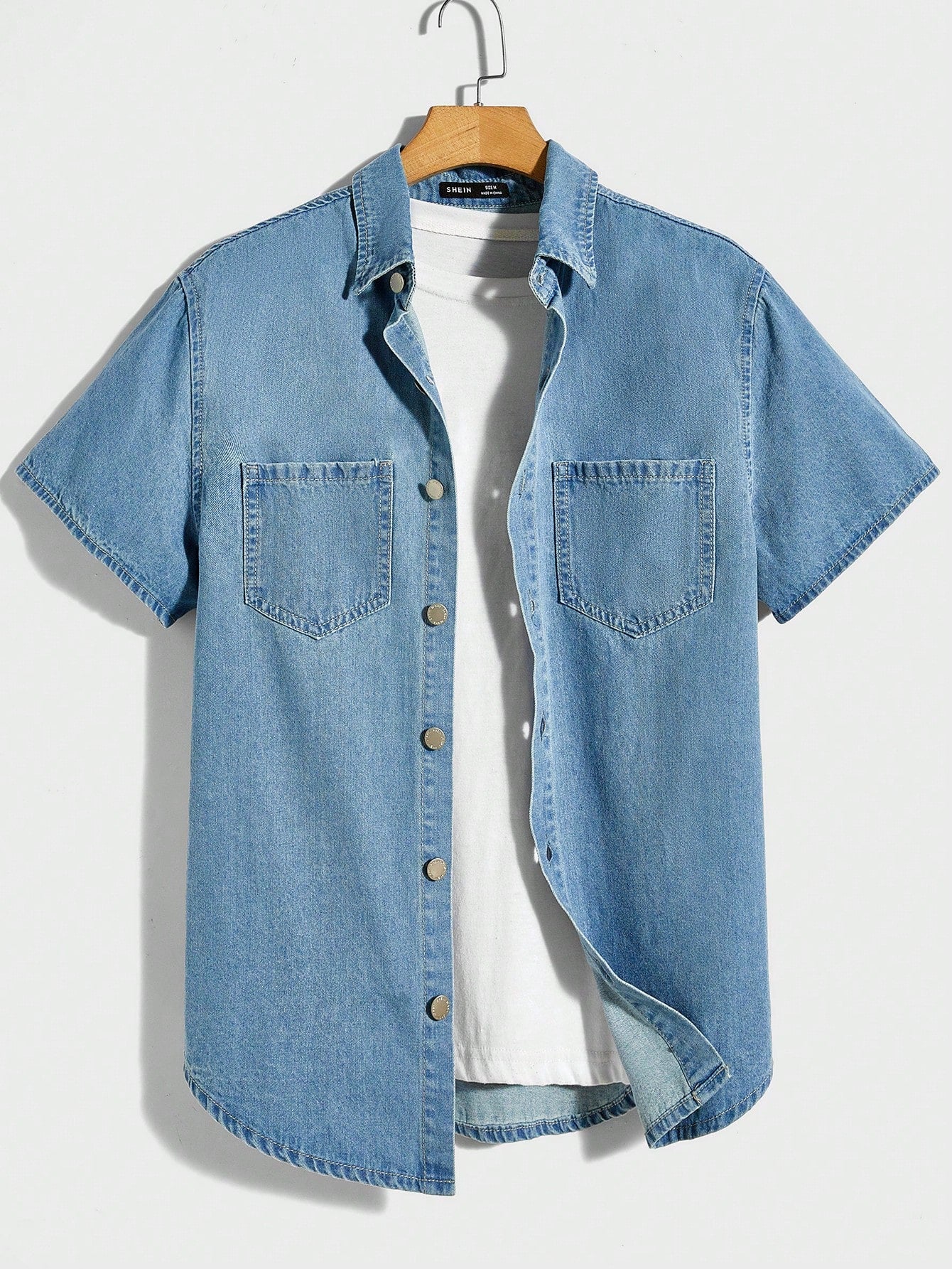 Men Cotton Pocket Patched Denim Shirt Without Tee