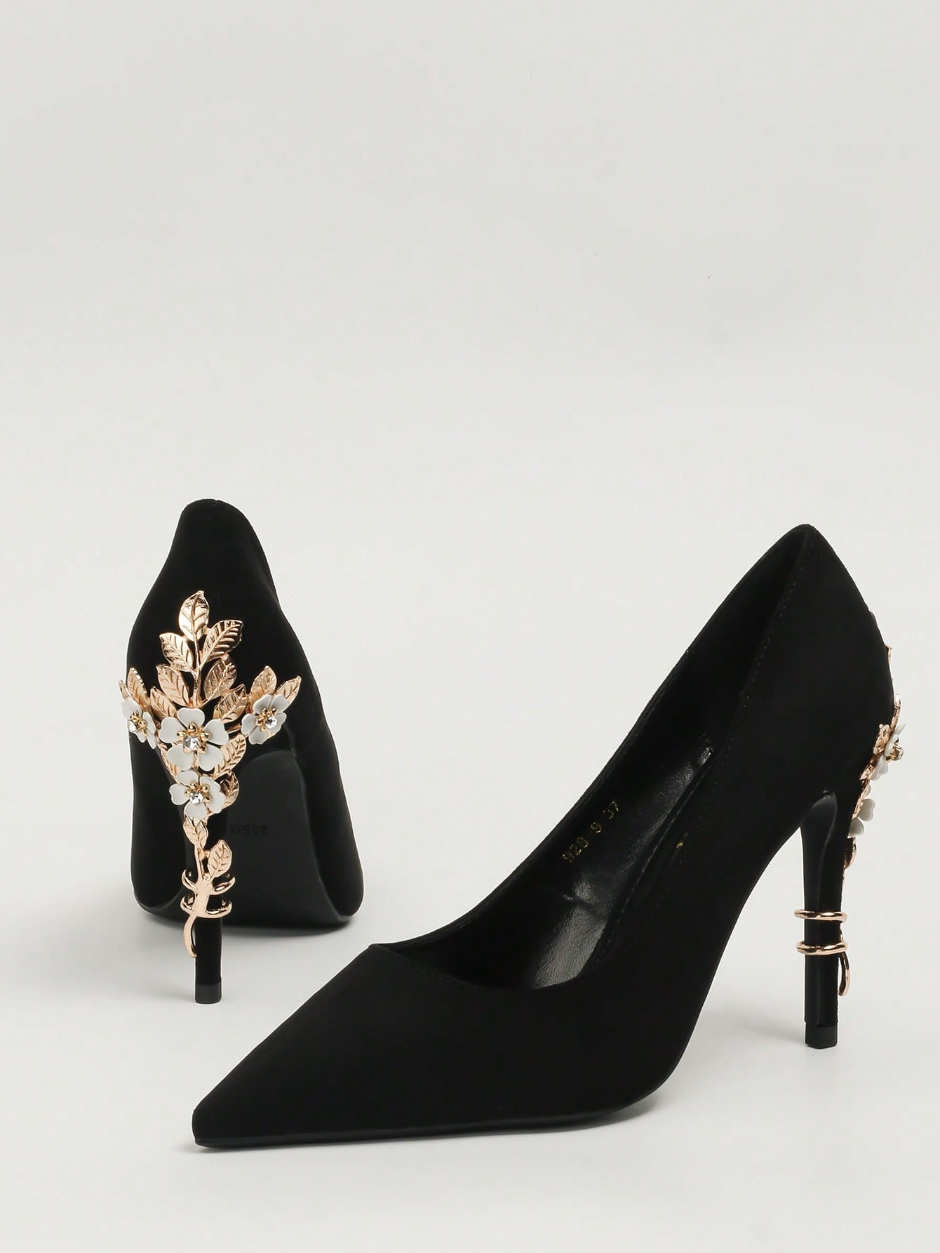 Europe And America Style Luxury Women Shoes, Sexy High Heels For Wedding, Pointed Toe Satin Stilettos With Metal Flower Decoration