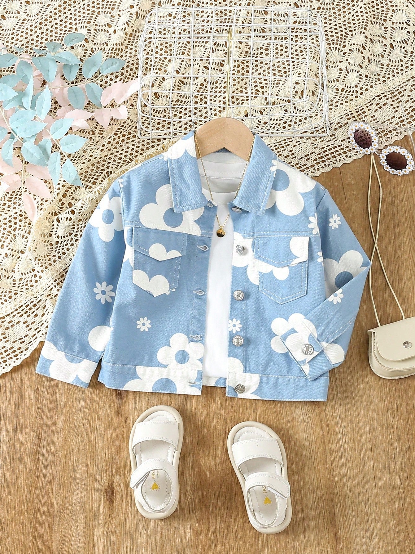 Young Girl Floral Print Flap Pocket Denim Jacket Without Tee