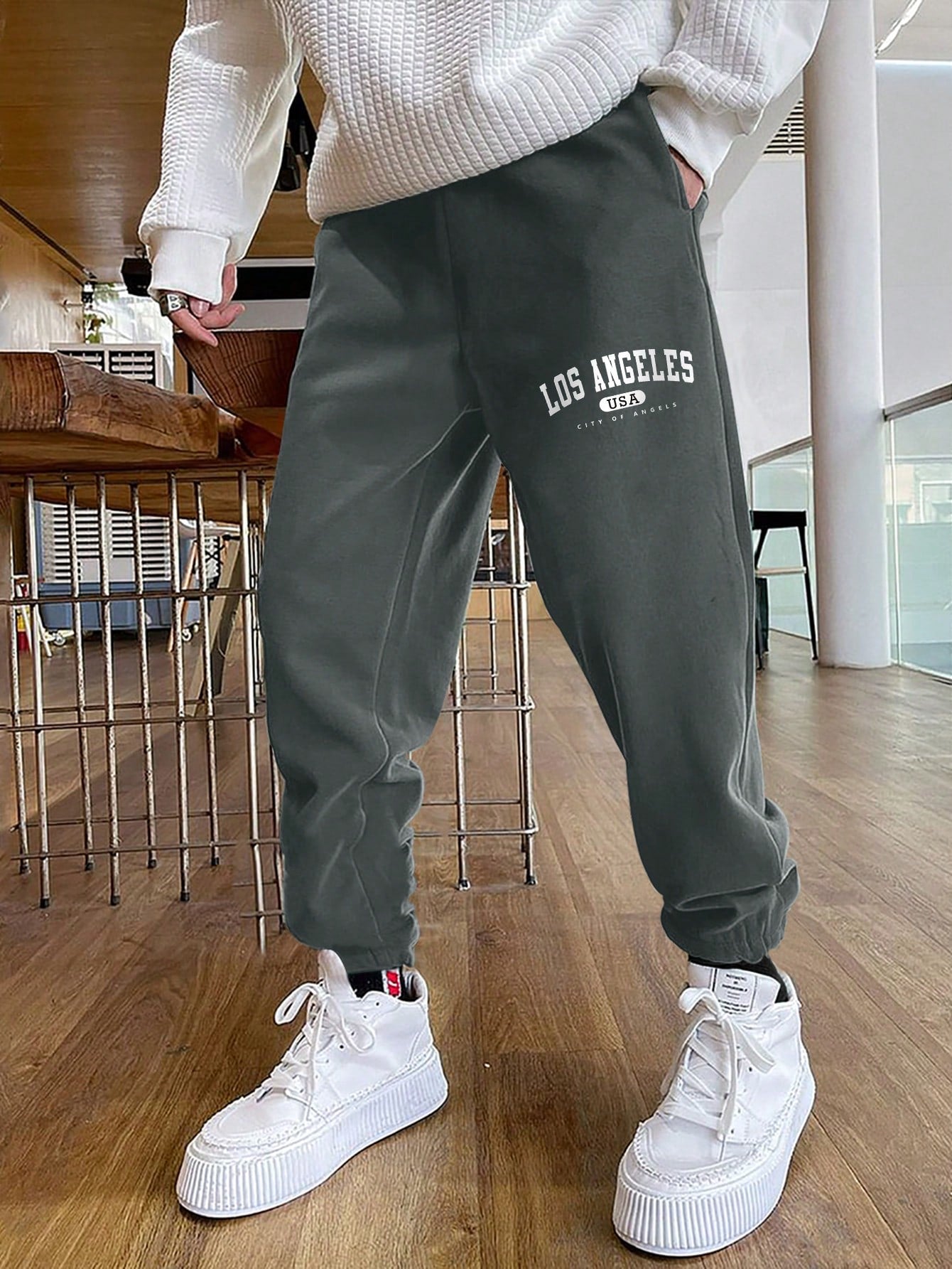 Loose Men's Letter Graphic Drawstring Waist Sweatpants