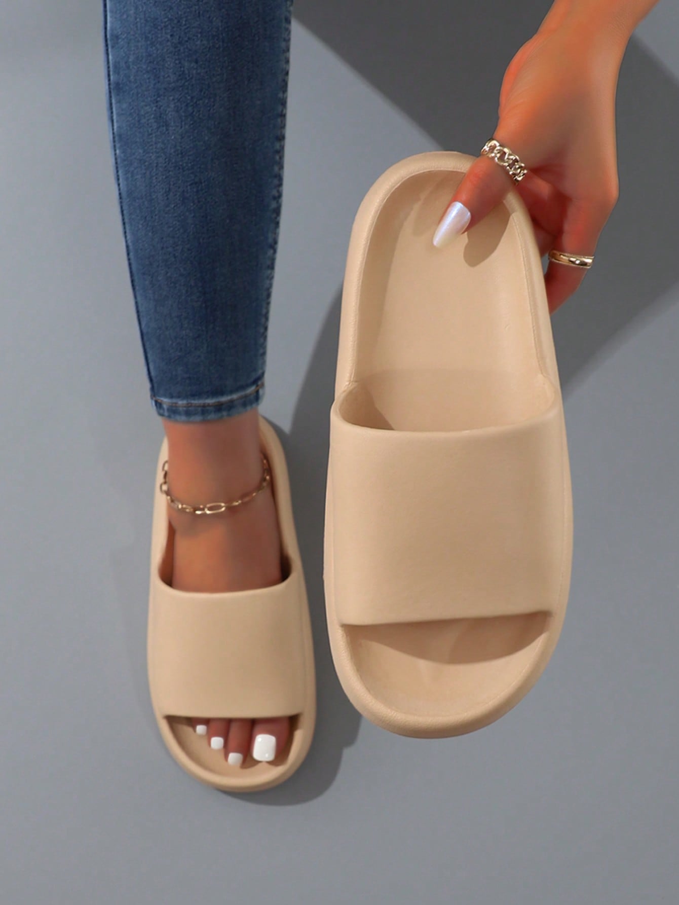 Stylish Colorful Minimalist Thick Sole Non-Slip Unisex Indoor Outdoor Beach Bathroom Slippers