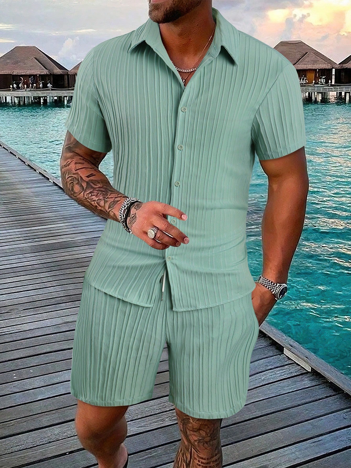 Men Solid Button Up Shirt & Shorts