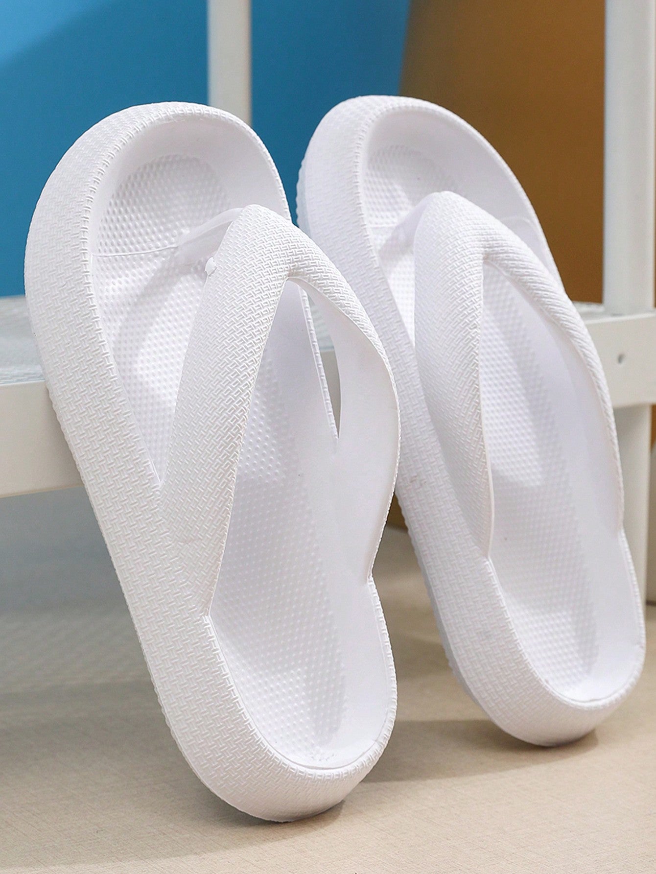 Summer Ladies" Thick Soft Bottom EVA Molded One-Piece Solid Color Roman Sandals, Slip-Resistant Beach Resort Comfortable Casual Slippers