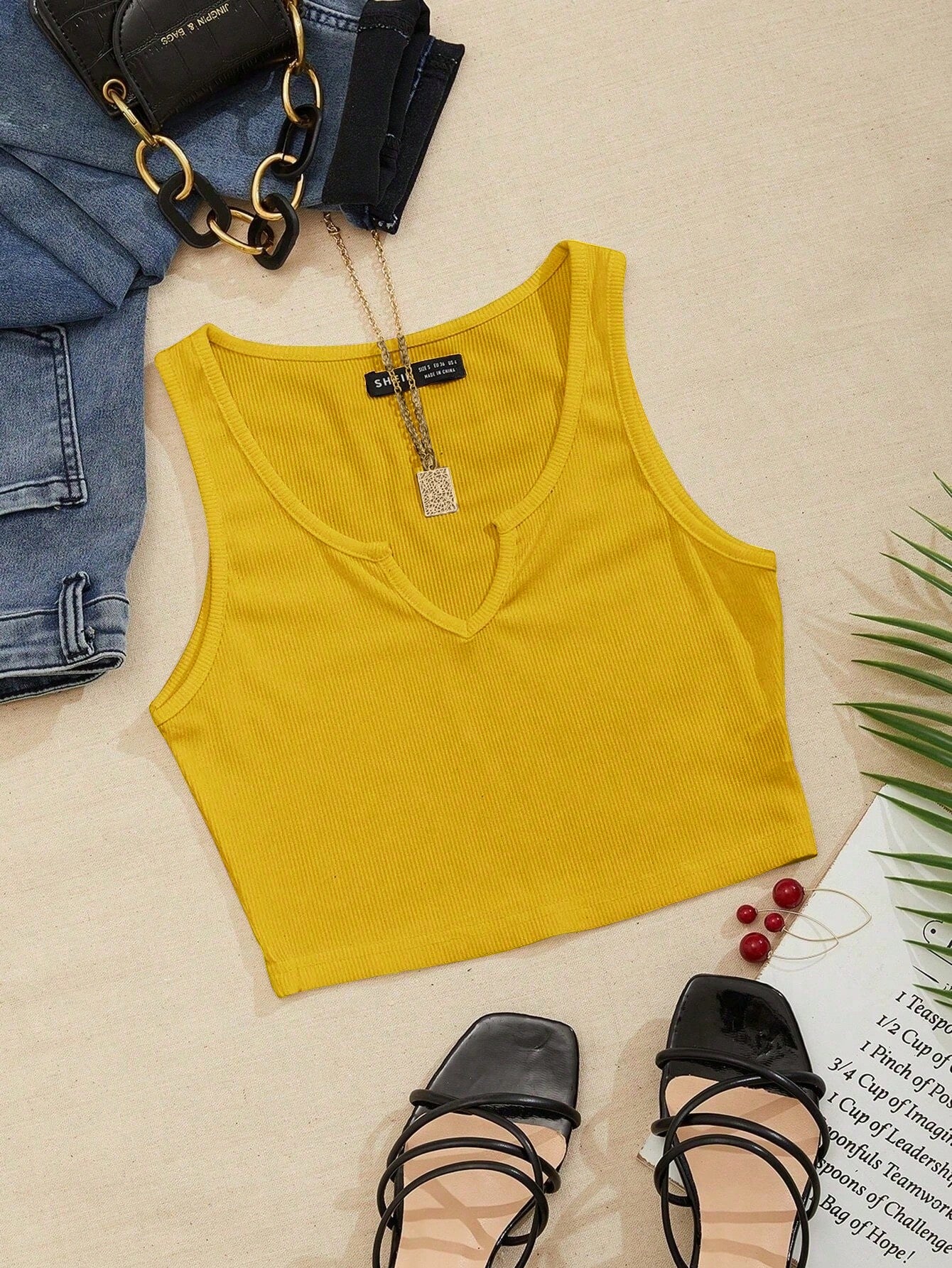 Notch Neck Rib-knit Tank Top