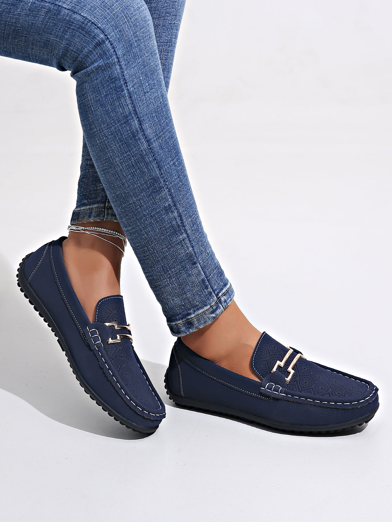 Handcrafted Minimalist Design Unisex Penny Loafers, Premium Quality, Women's Casual Slip-On Shoes, Suitable For All Seasons