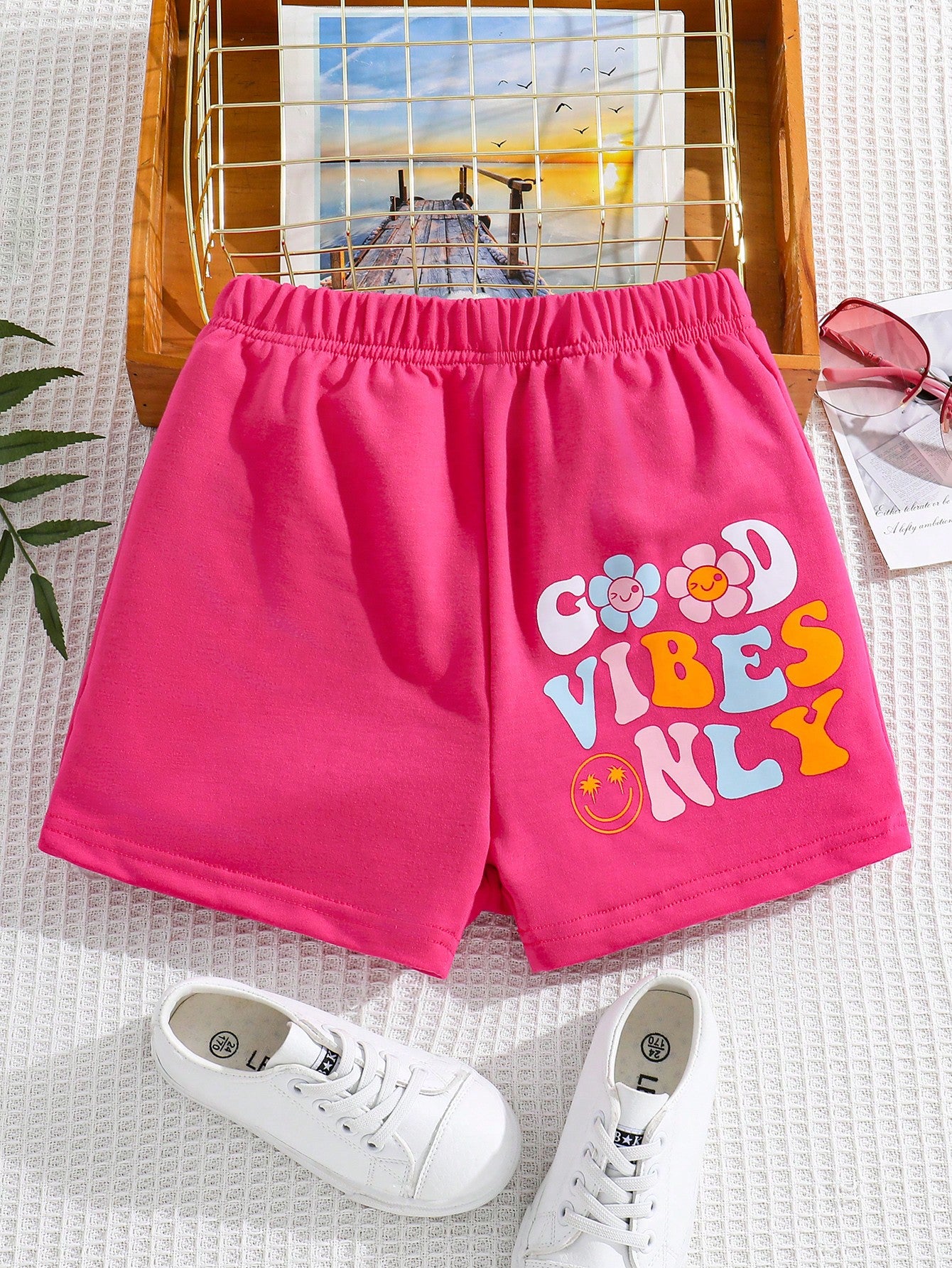 Tween Girl Letter & Cartoon Graphic Shorts