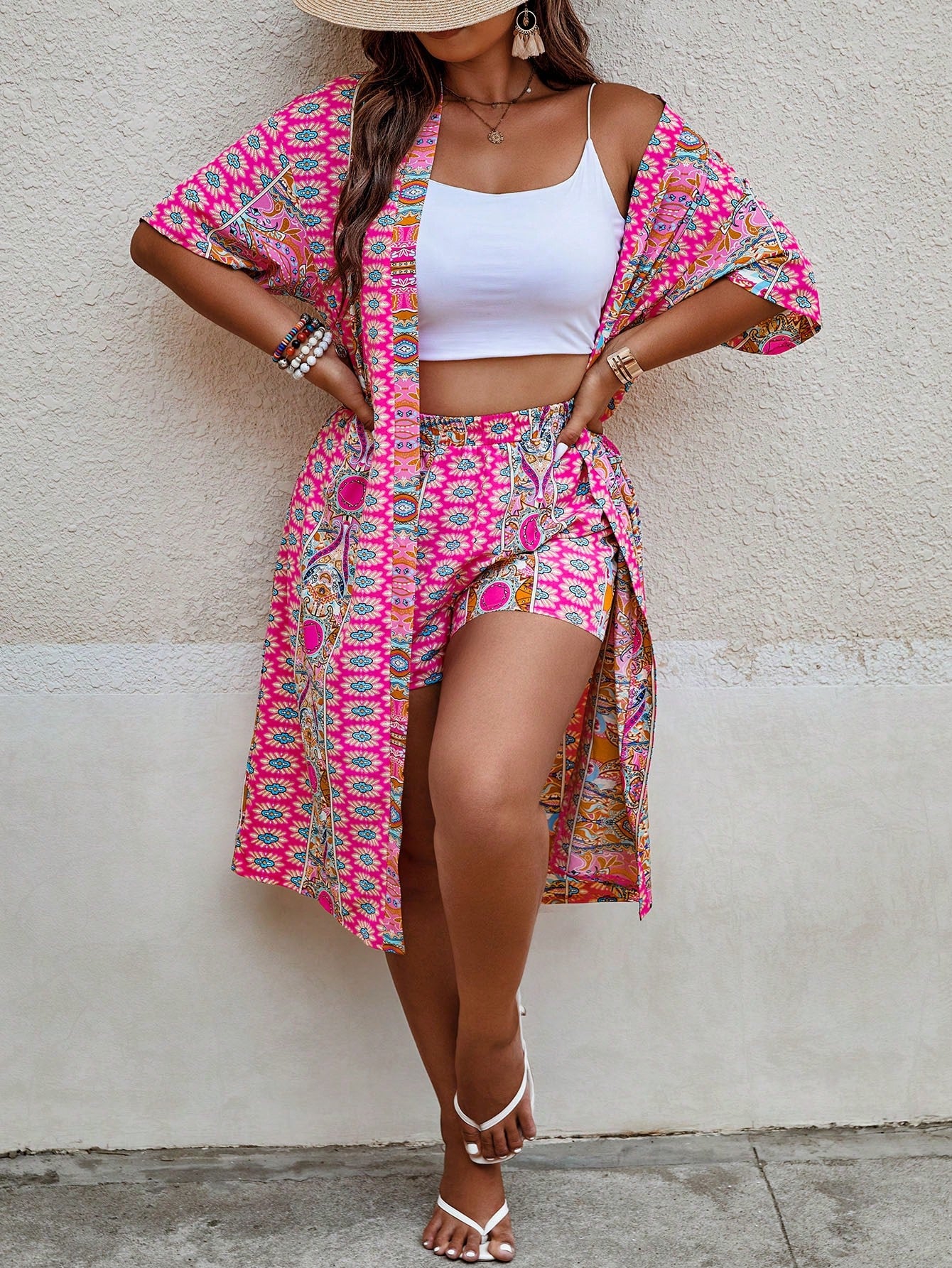 Plus Size Set Of Random Printed Kimono Top And Shorts With Slant Pockets