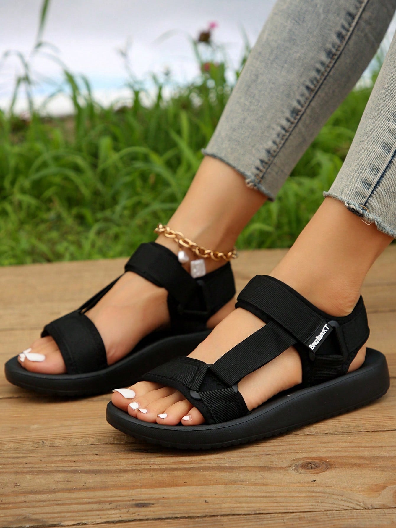 Women Lightweight Letter Graphic Hook-and-loop Fastener Sport Sandals, Sporty Black Fabric Sandals For Summer