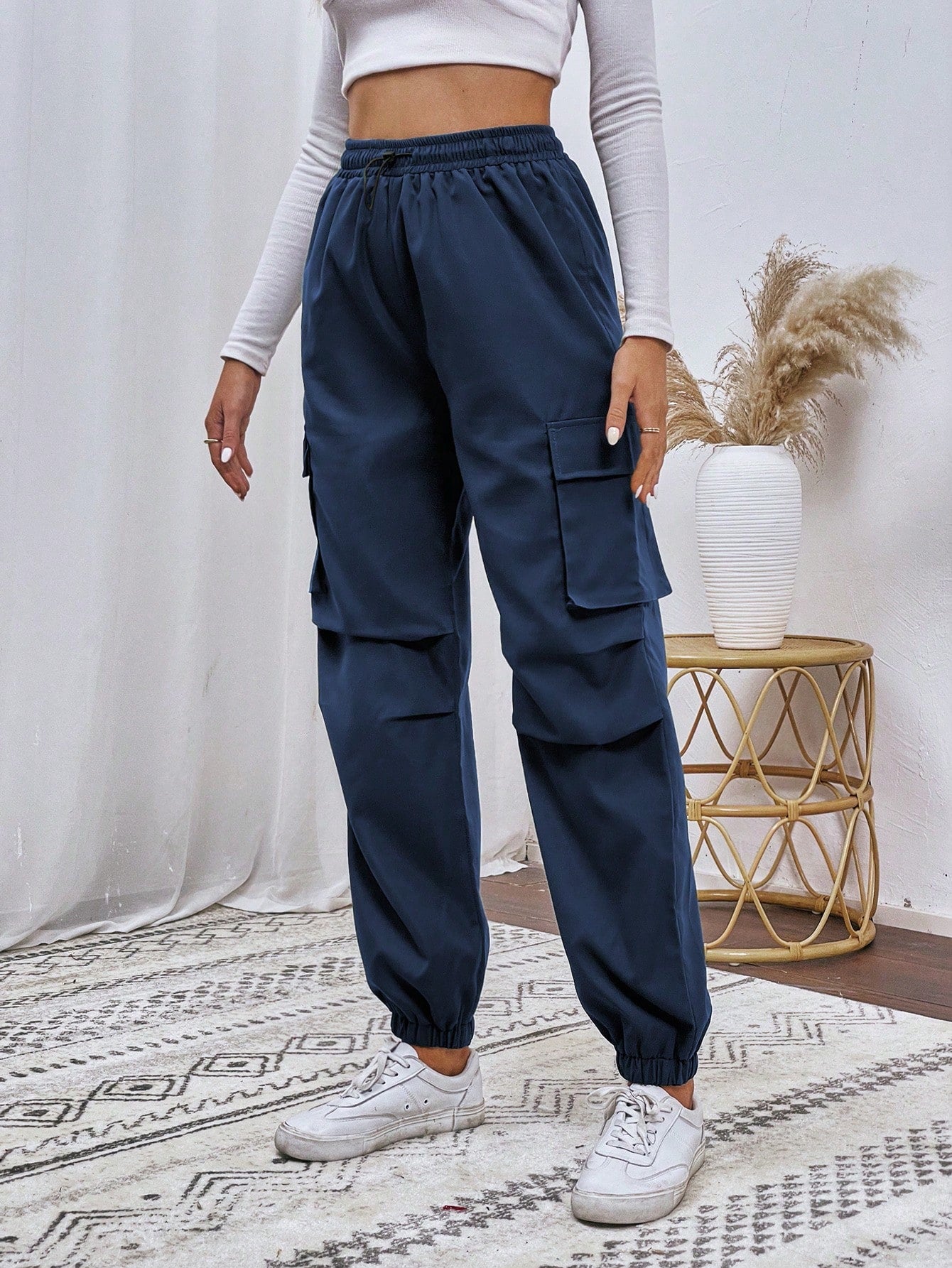 Pocket Design Jogger Cargo Pants