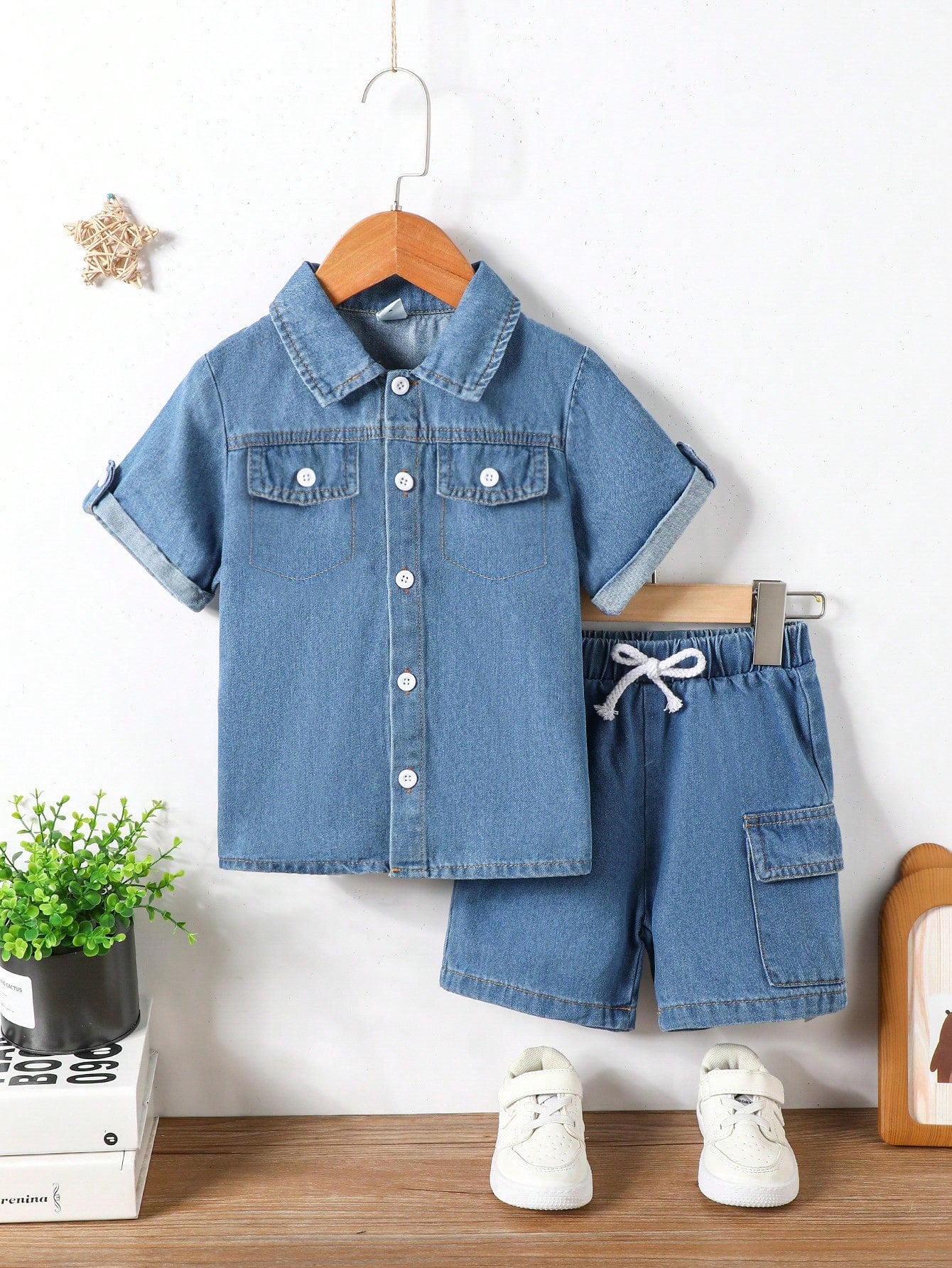 2pcs/Set Boys' Daily Casual College Style Blue Shirt And Blue Denim Shorts Set, Summer