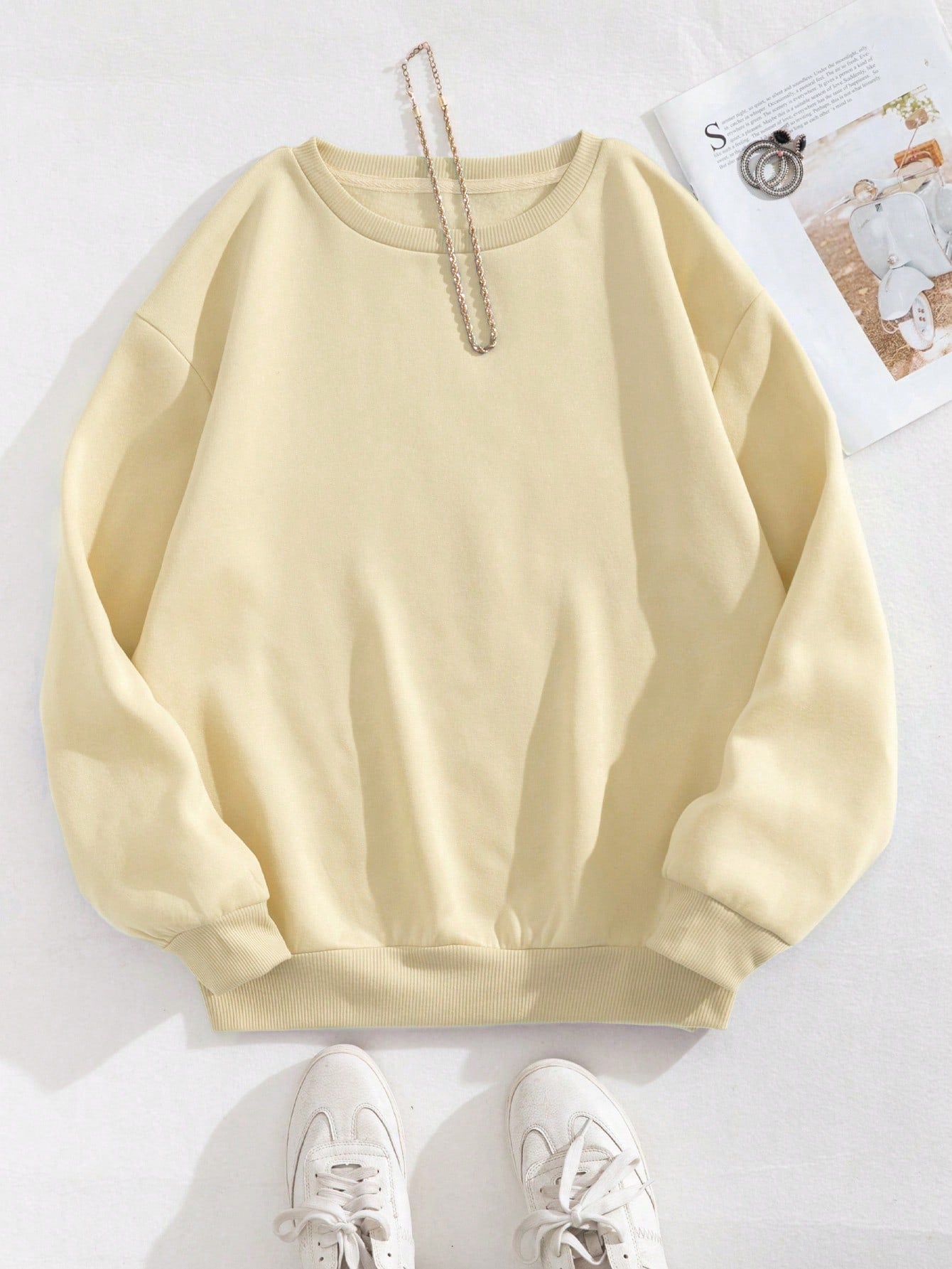 Women's Drop Shoulder Long Sleeve Sweatshirt With Round Neck